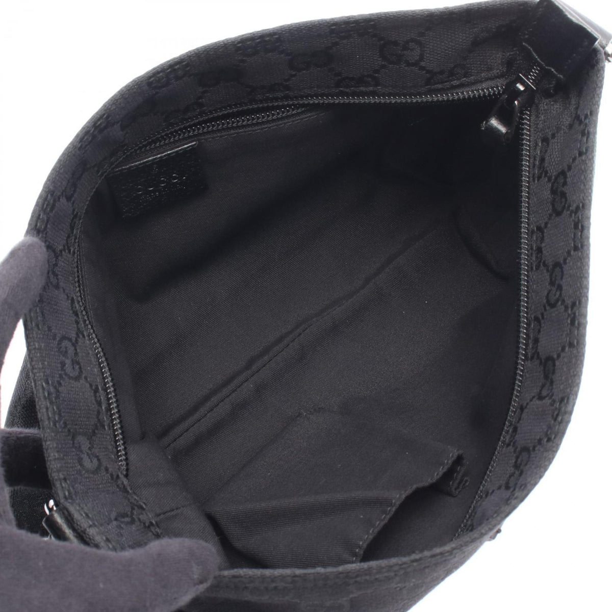 Gucci Sherry Line Black Gg Canvas Shoulder Bag (Pre-Owned)