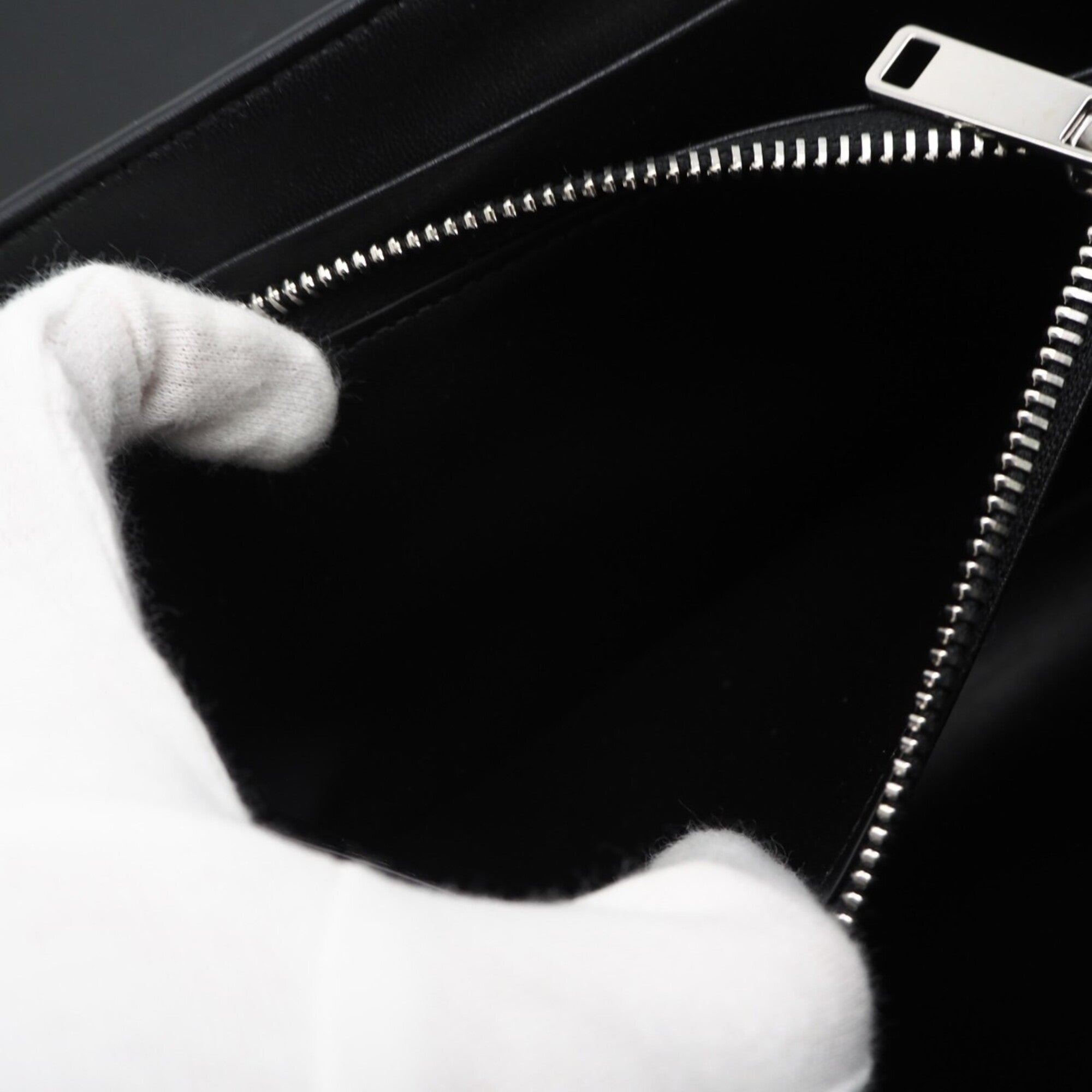 Celine Black Leather Shoulder Bag (Pre-Owned)