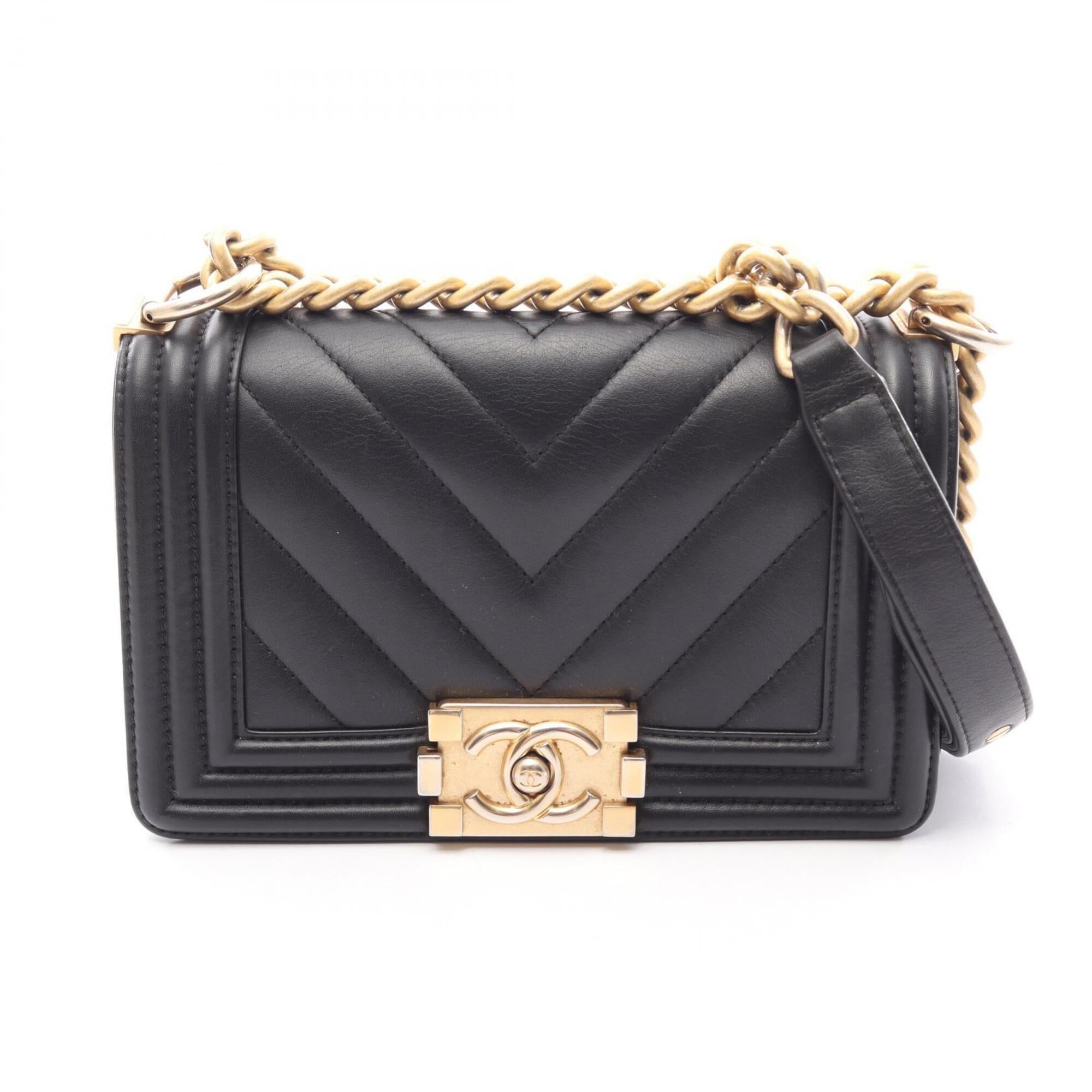 Chanel Black Leather Handbag Shoulder Bag (Pre-Owned)