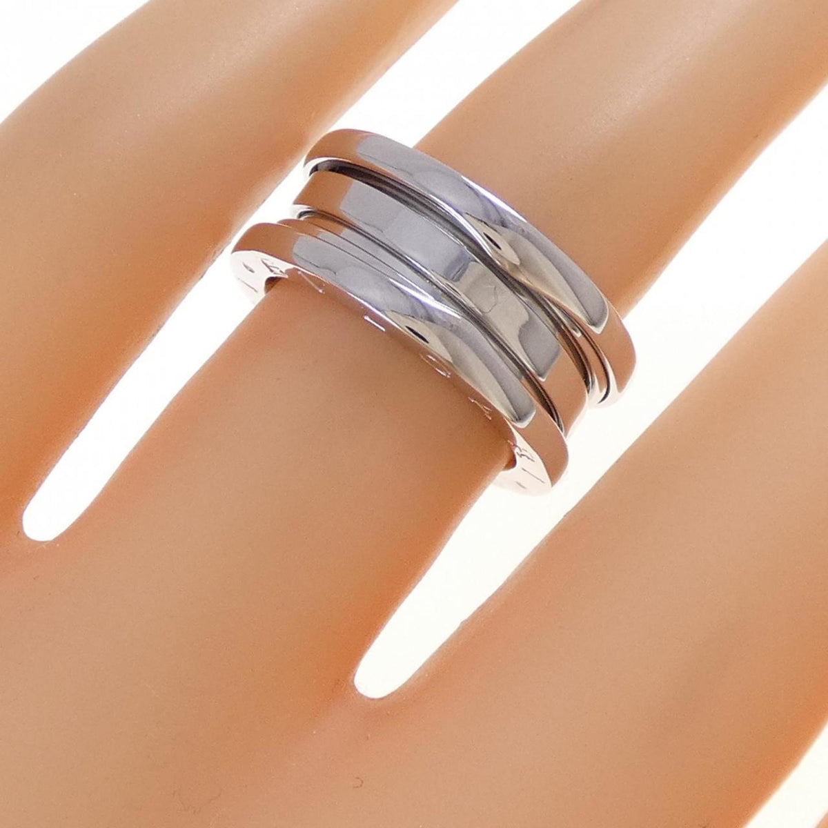 Bvlgari B.Zero1 White Gold (18K) Band Ring (Pre-Owned)