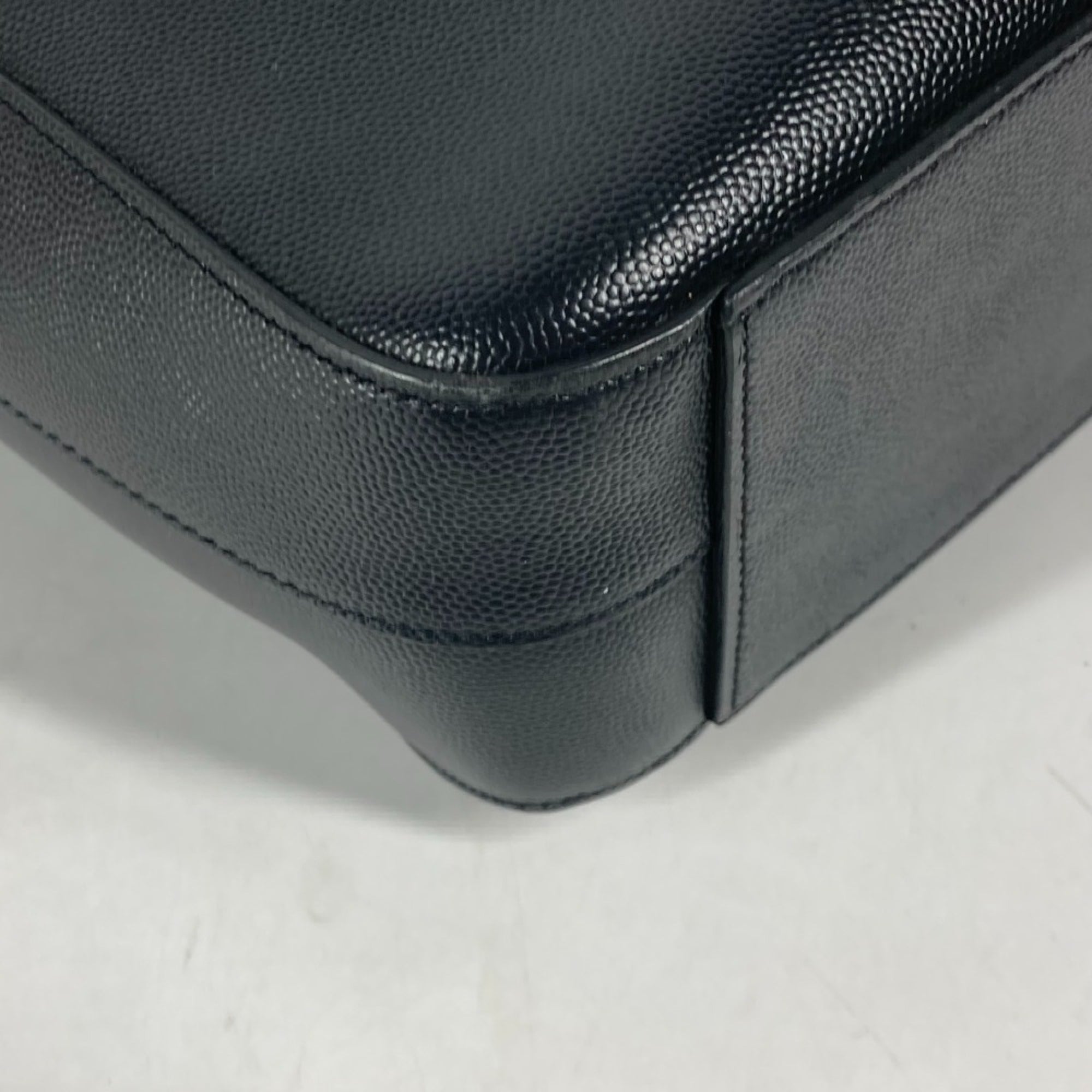 Saint Laurent Black Leather Handbag Tote Bag (Pre-Owned)