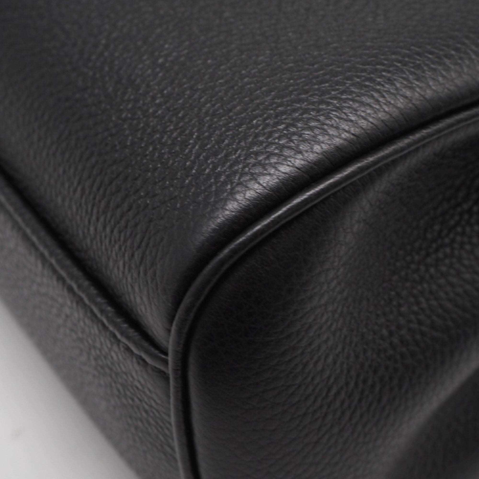 Celine Black Shoulder Bag (Pre-Owned)