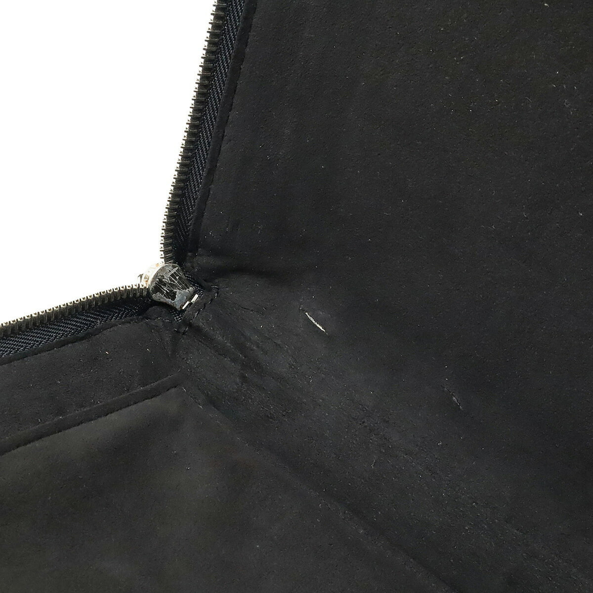 Louis Vuitton Black Noir Leather Clutch Bag Pochette (Pre-Owned)