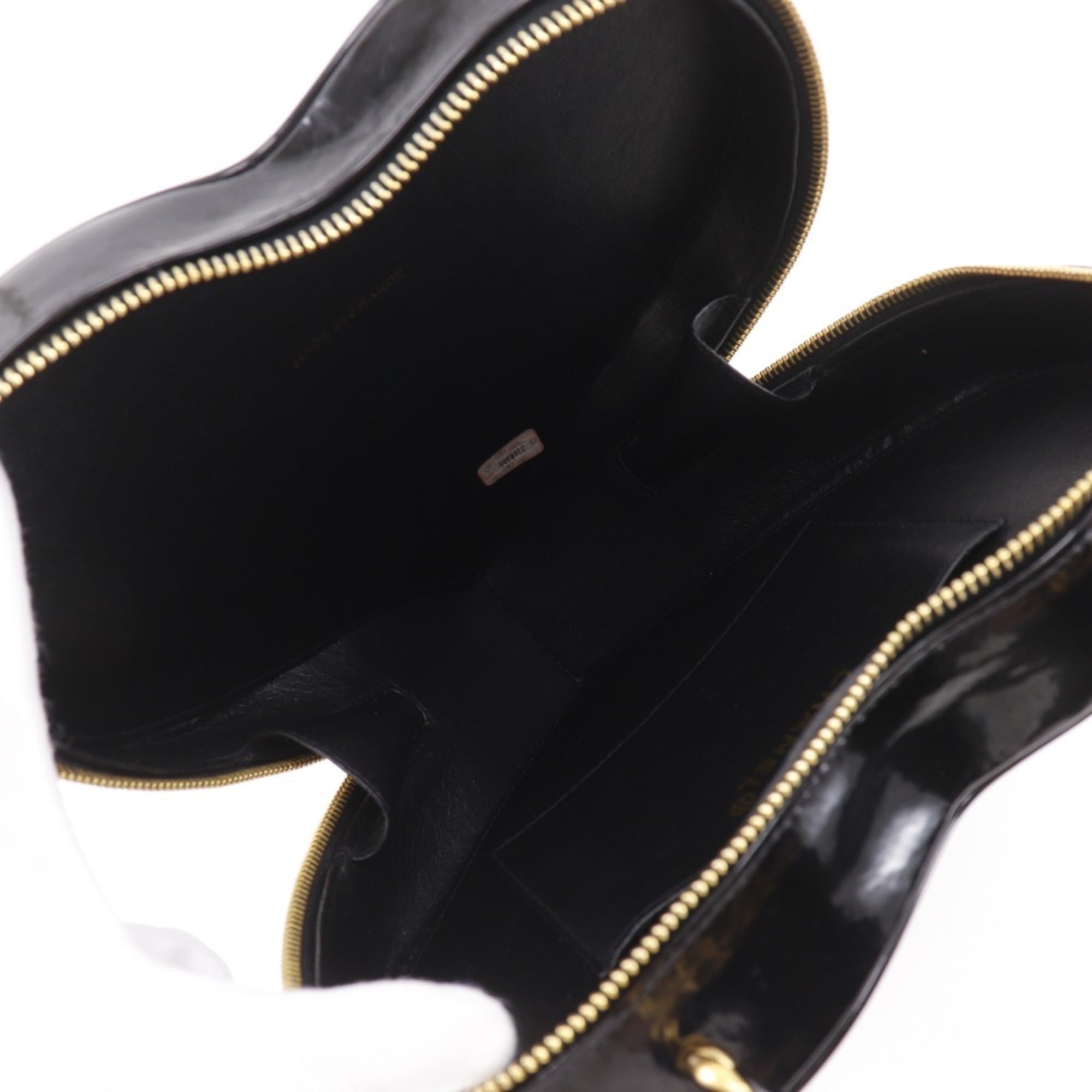 Chanel Black Patent Leather Leather Handbag (Pre-Owned)