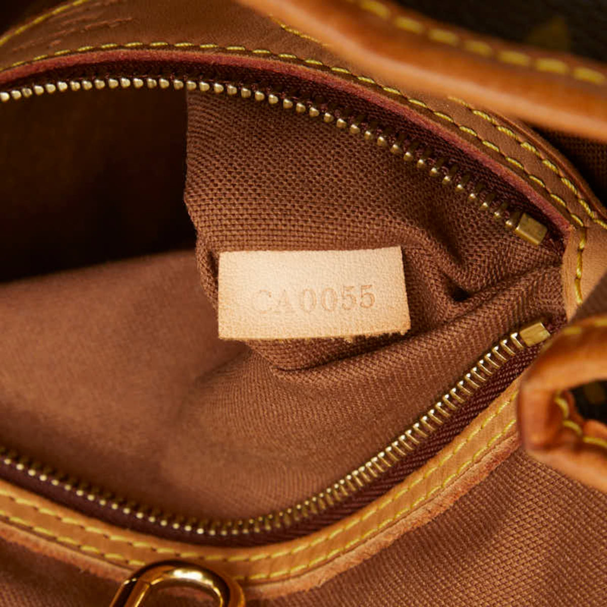 Louis Vuitton Brown Monogram Pvc Shoulder Bag Tote Bag (Pre-Owned)