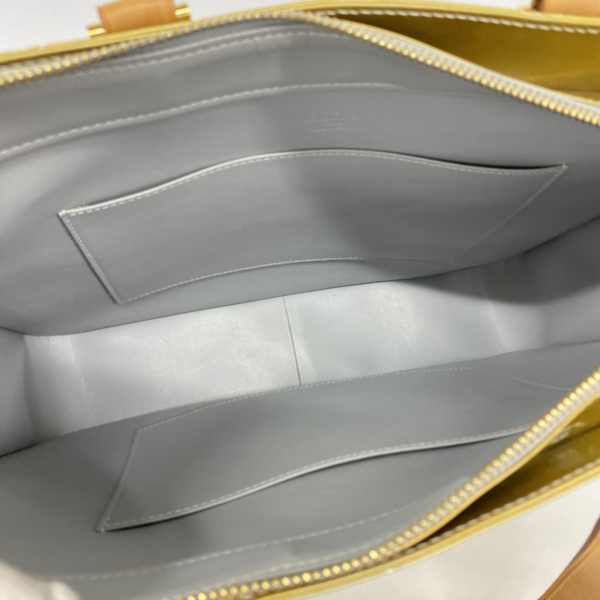 Louis Vuitton Gris Tote Bag (Pre-Owned)