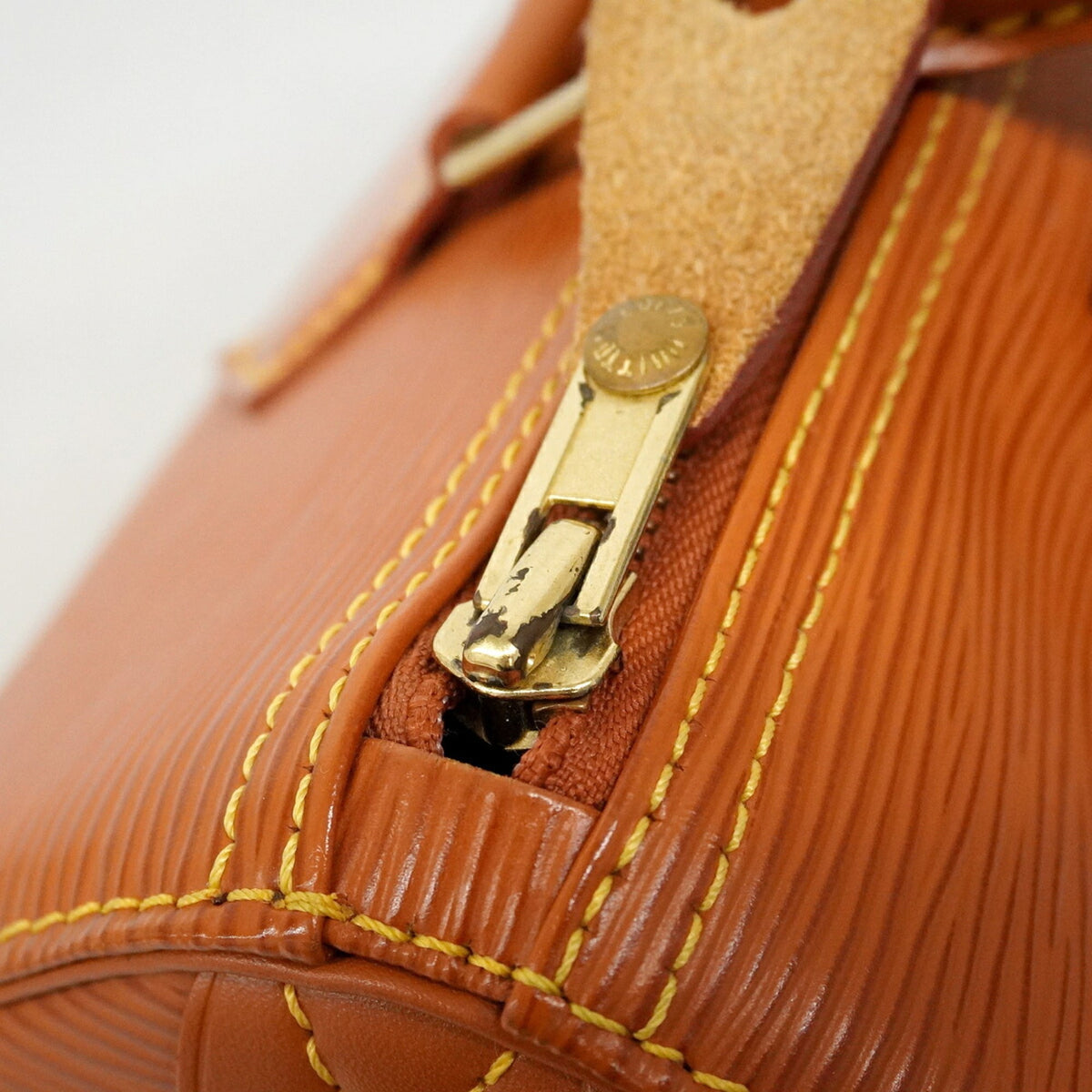 Louis Vuitton Gold Cipango Handbag (Pre-Owned)
