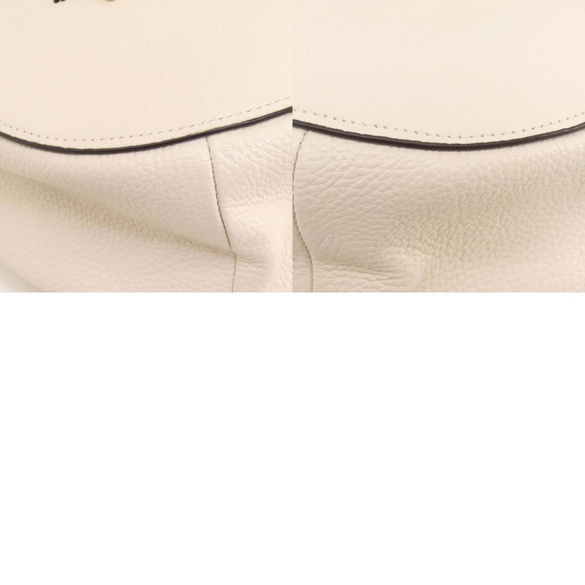 Coach White Leather Shoulder Bag (Pre-Owned)