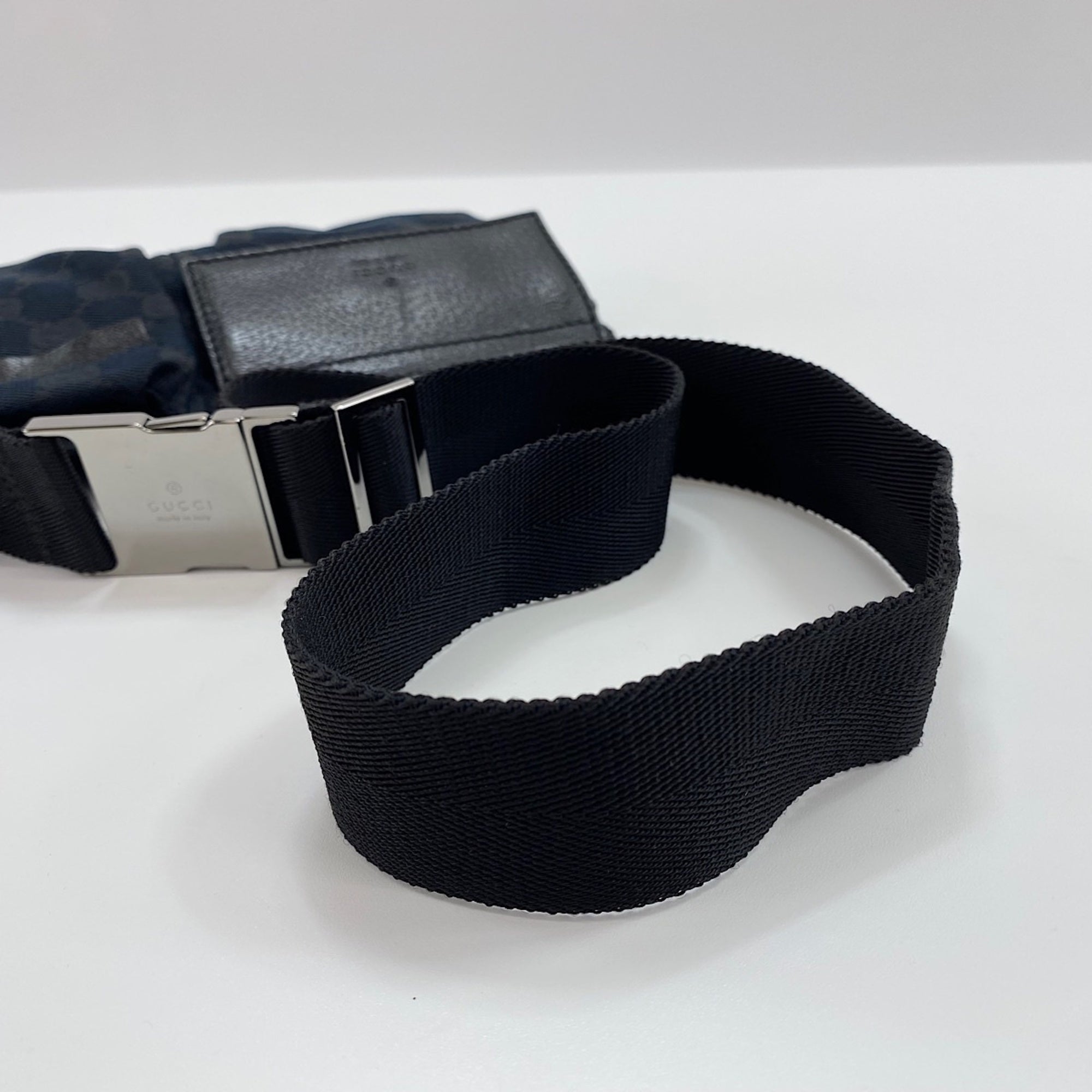 Gucci Black Fanny Pack (Pre-Owned)