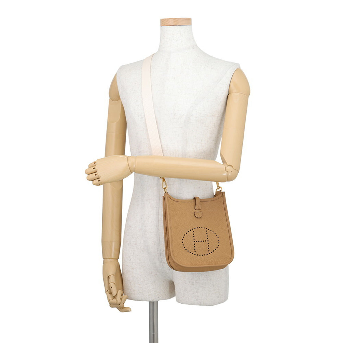 Hermes Evelyne Gold Taurillon Clemence Leather Handbag Shoulder Bag (Pre-Owned)