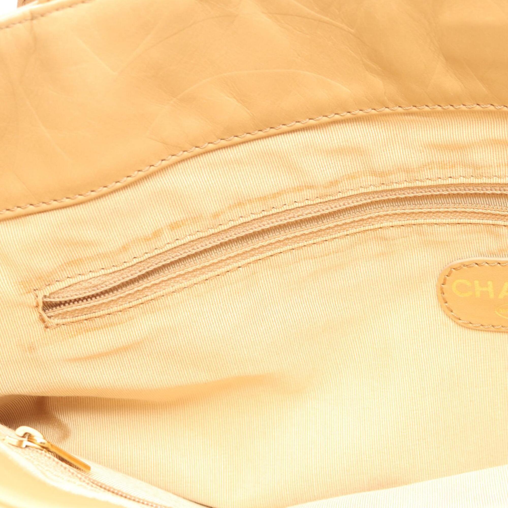 Chanel Beige Leather Handbag Tote Bag (Pre-Owned)