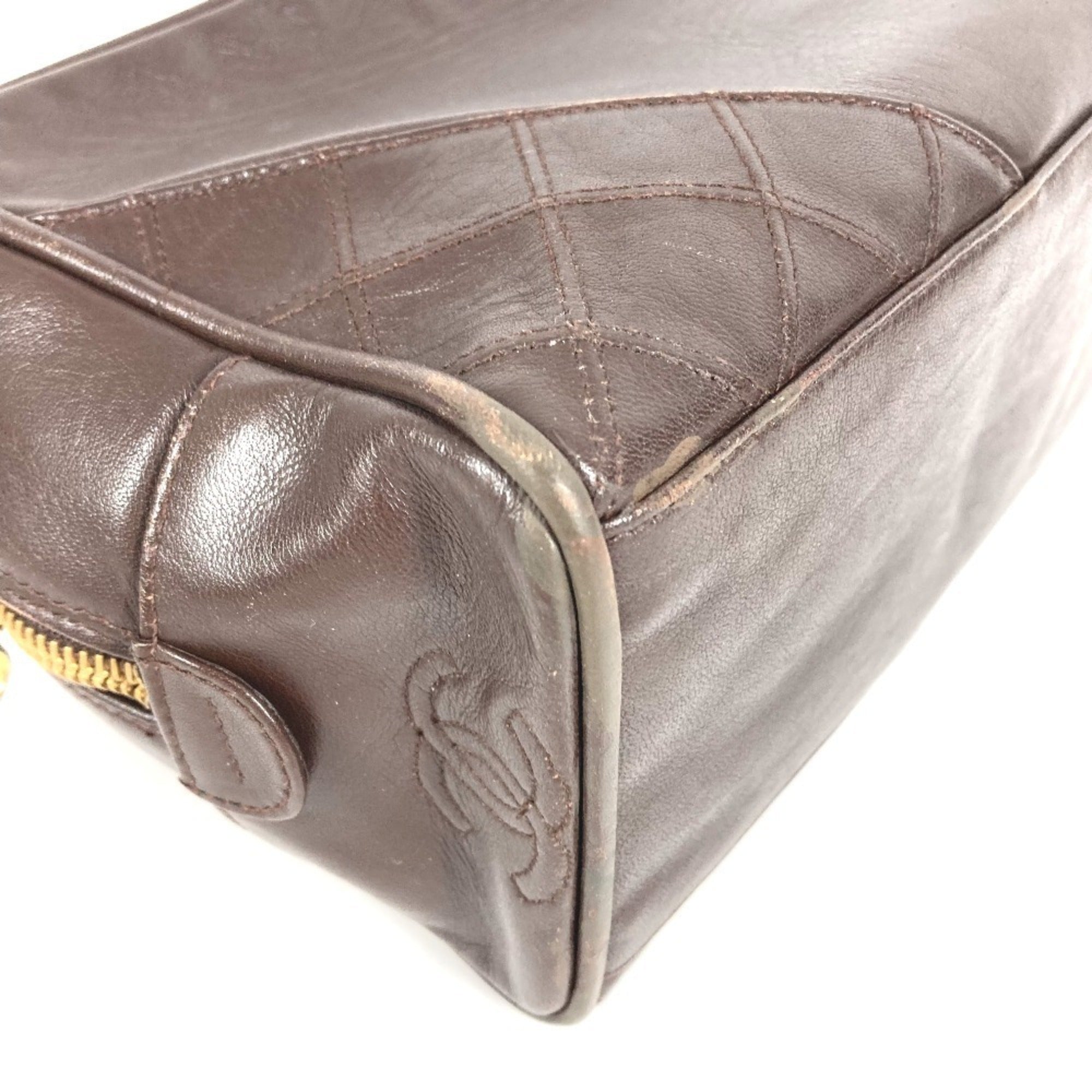 Chanel Brown Leather Clutch Bag Handbag Pouch (Pre-Owned)