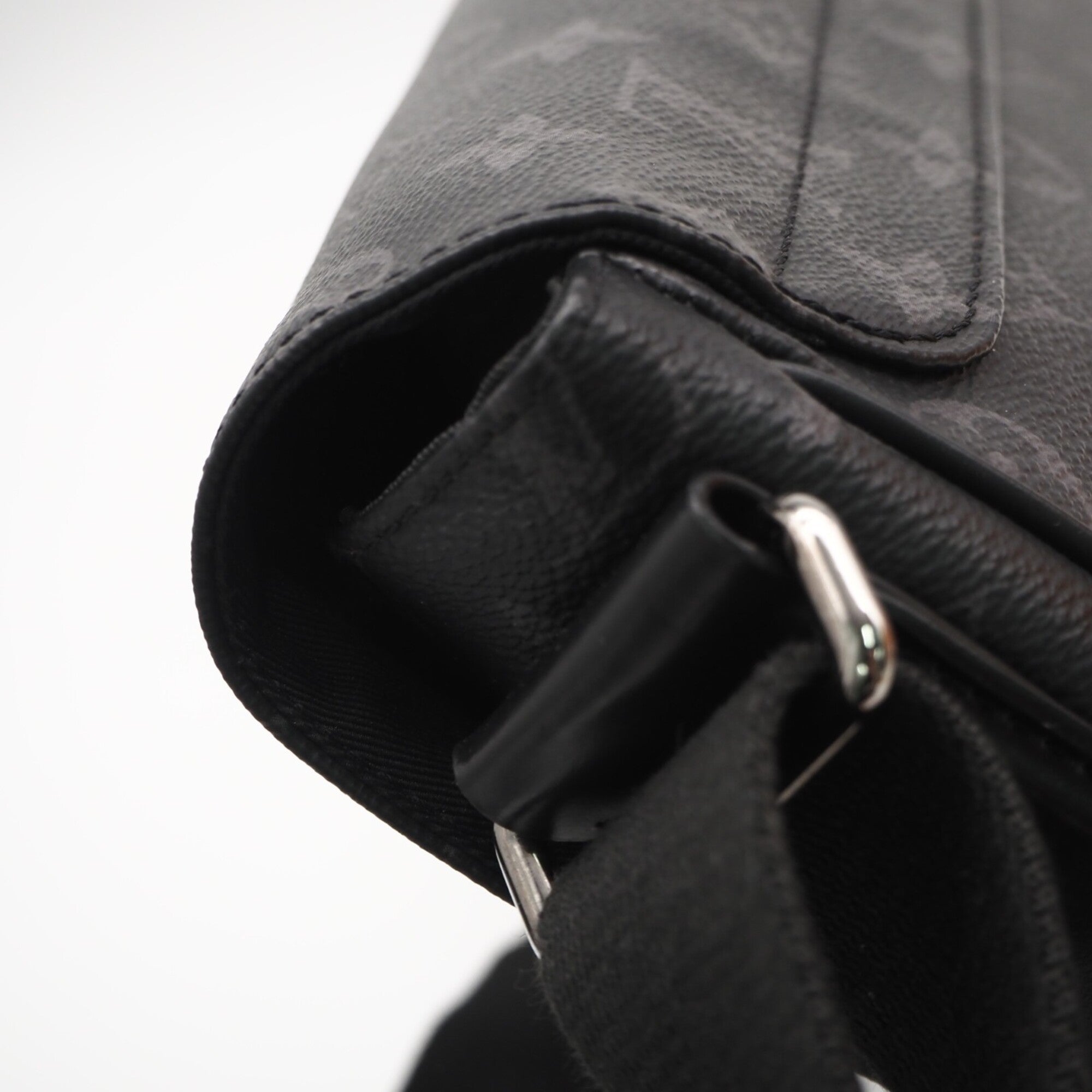Louis Vuitton Monogram Eclipse Black Gray Coated Canvas Leather Shoulder Bag (Pre-Owned)