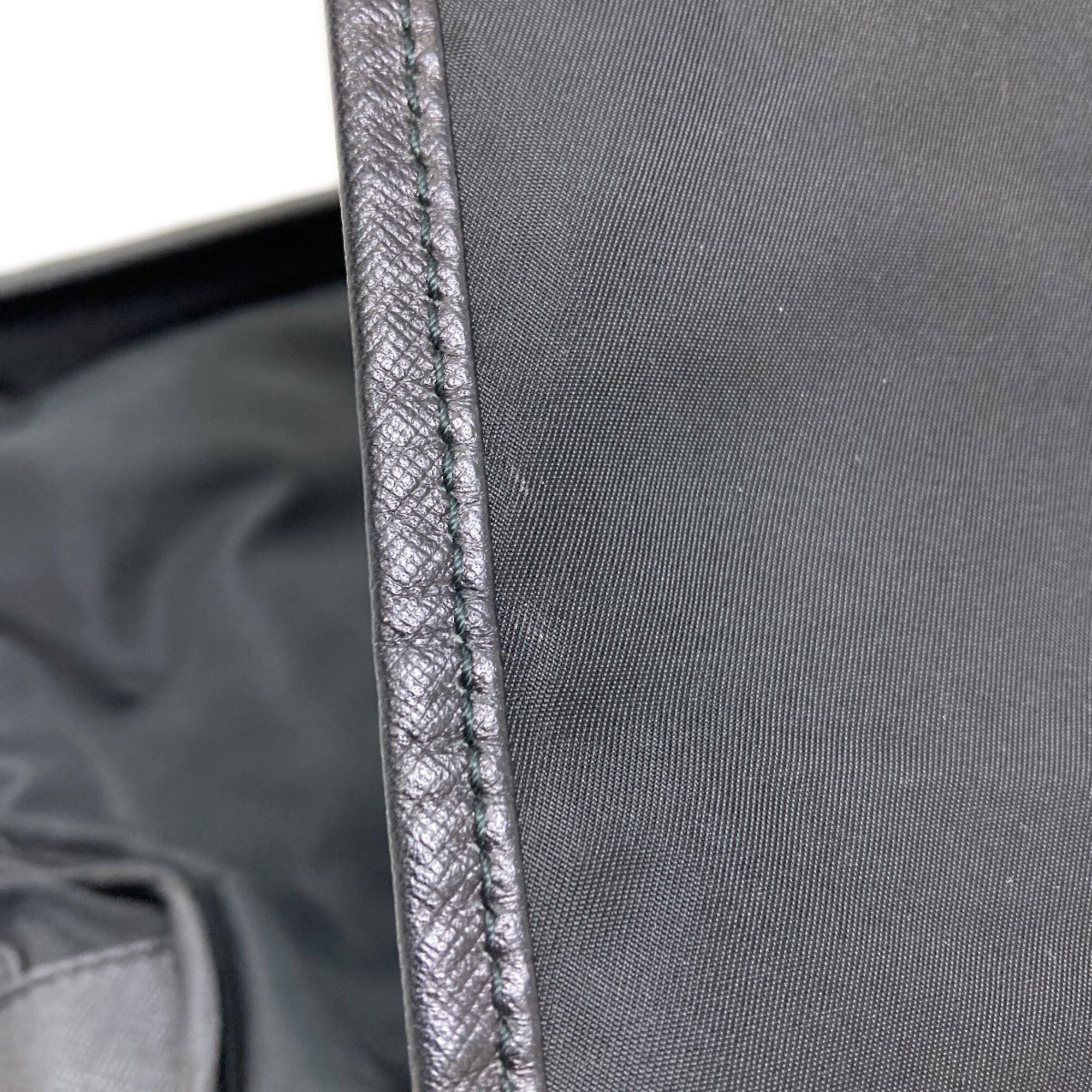 Prada Black Nylon Shoulder Bag (Pre-Owned)