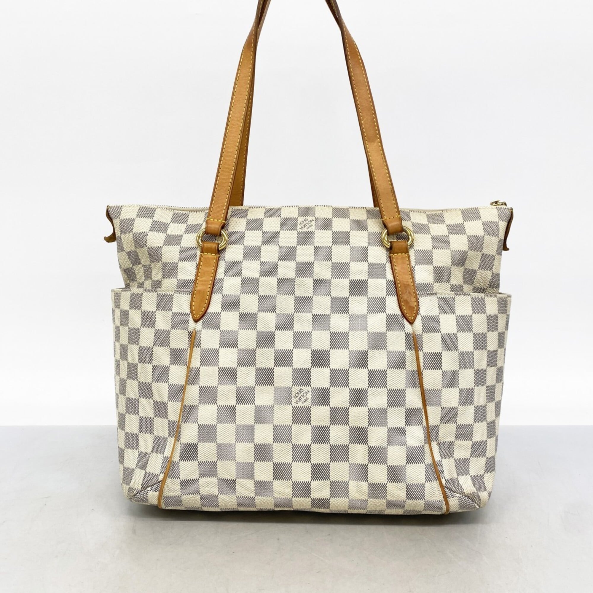 Louis Vuitton White Tote Bag (Pre-Owned)