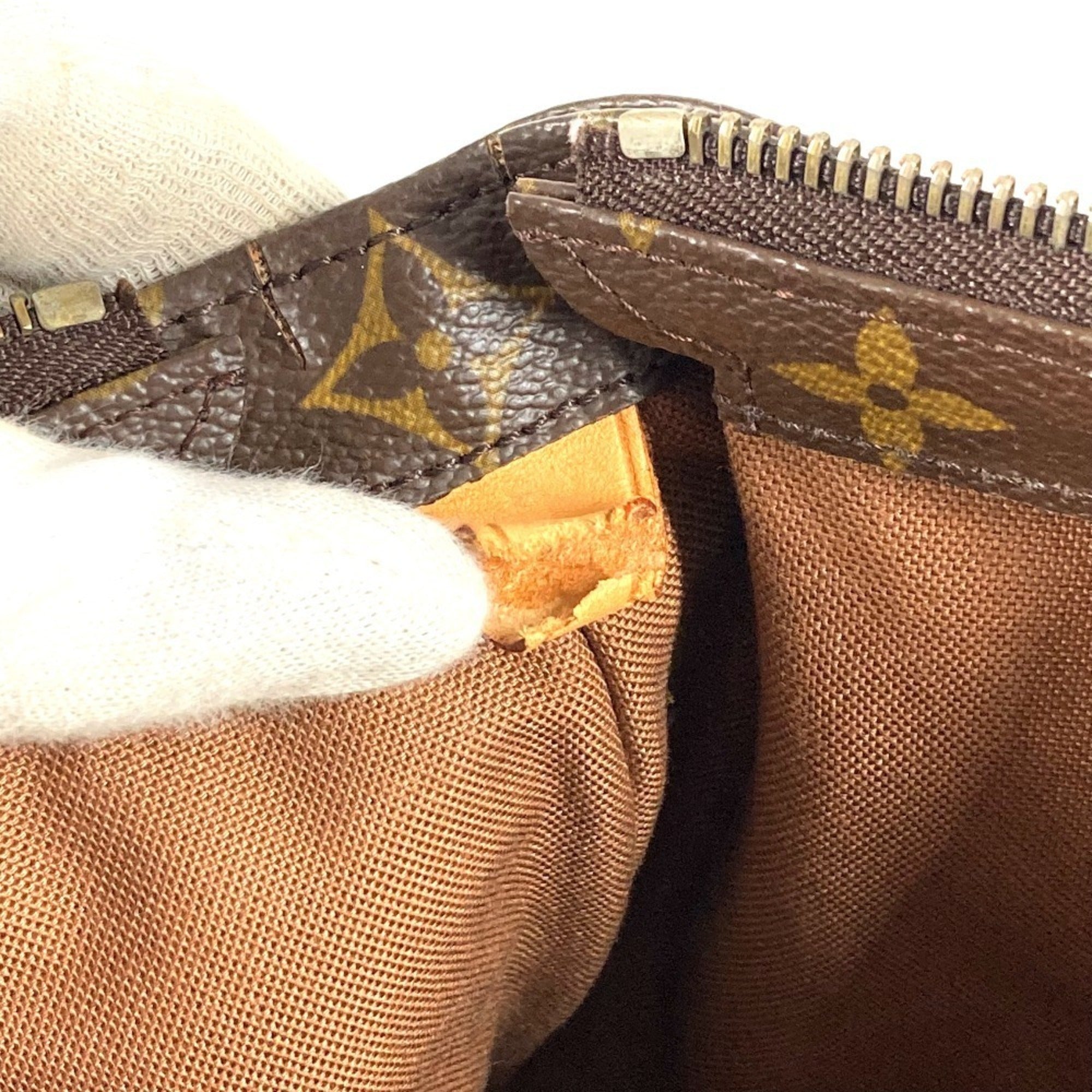 Louis Vuitton Brown Monogram Monogram Canvas Shoulder Bag Tote Bag (Pre-Owned)