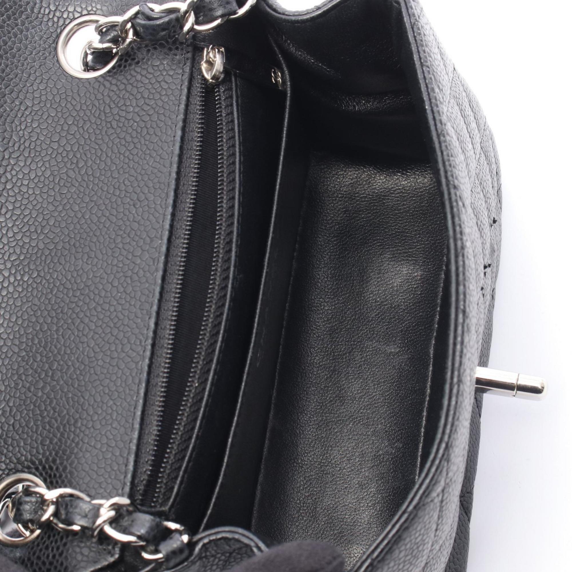Chanel Black Leather Handbag Shoulder Bag (Pre-Owned)