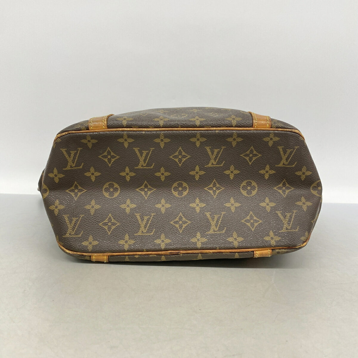 Louis Vuitton Brown Shoulder Bag (Pre-Owned)