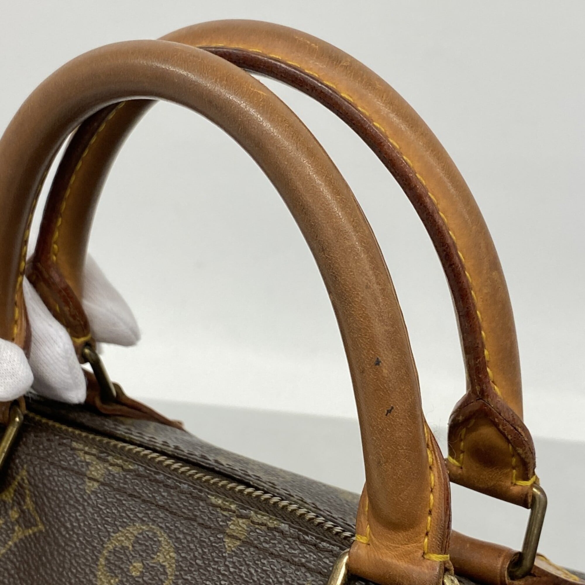 Louis Vuitton Brown Handbag (Pre-Owned)