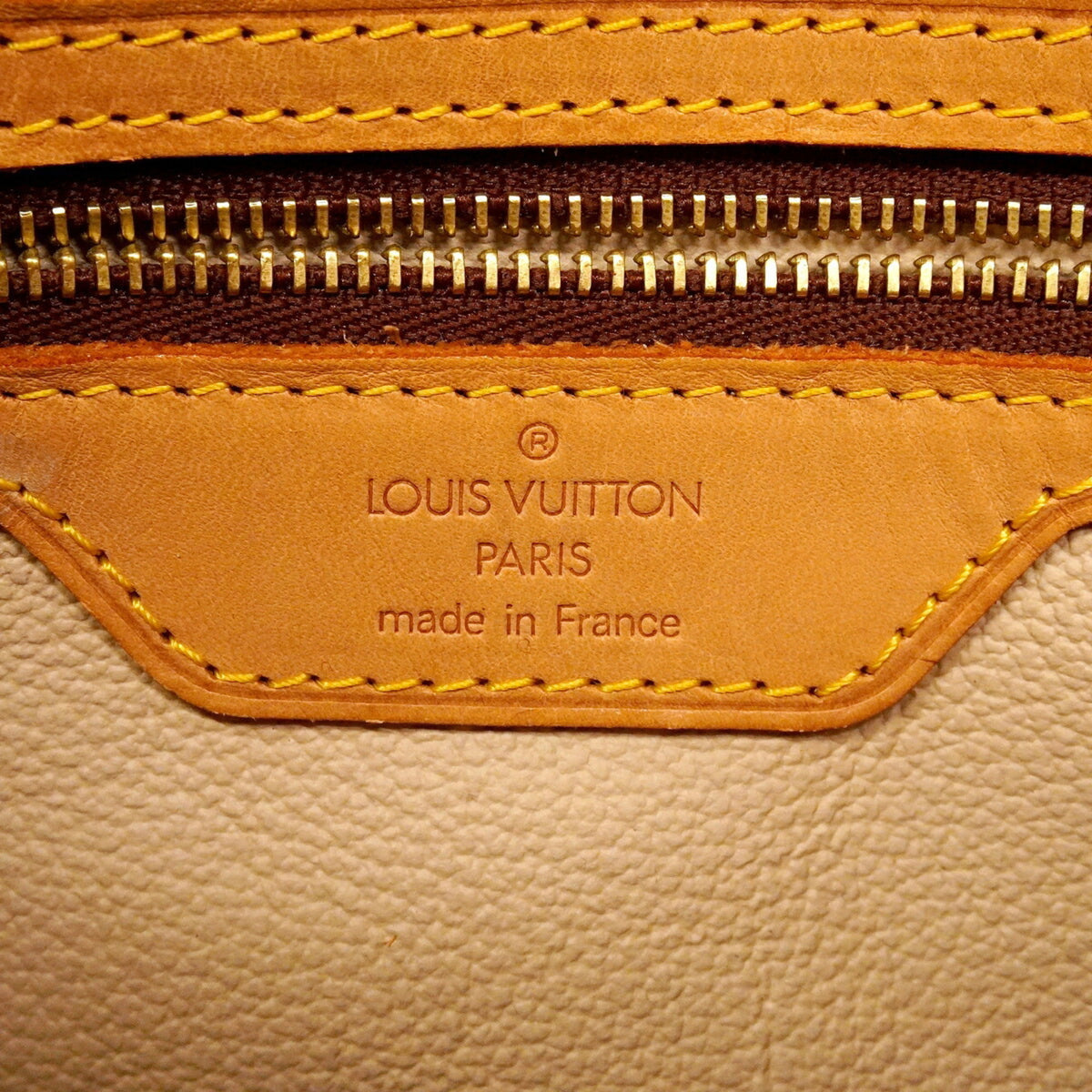 Louis Vuitton Brown Tote Bag (Pre-Owned)
