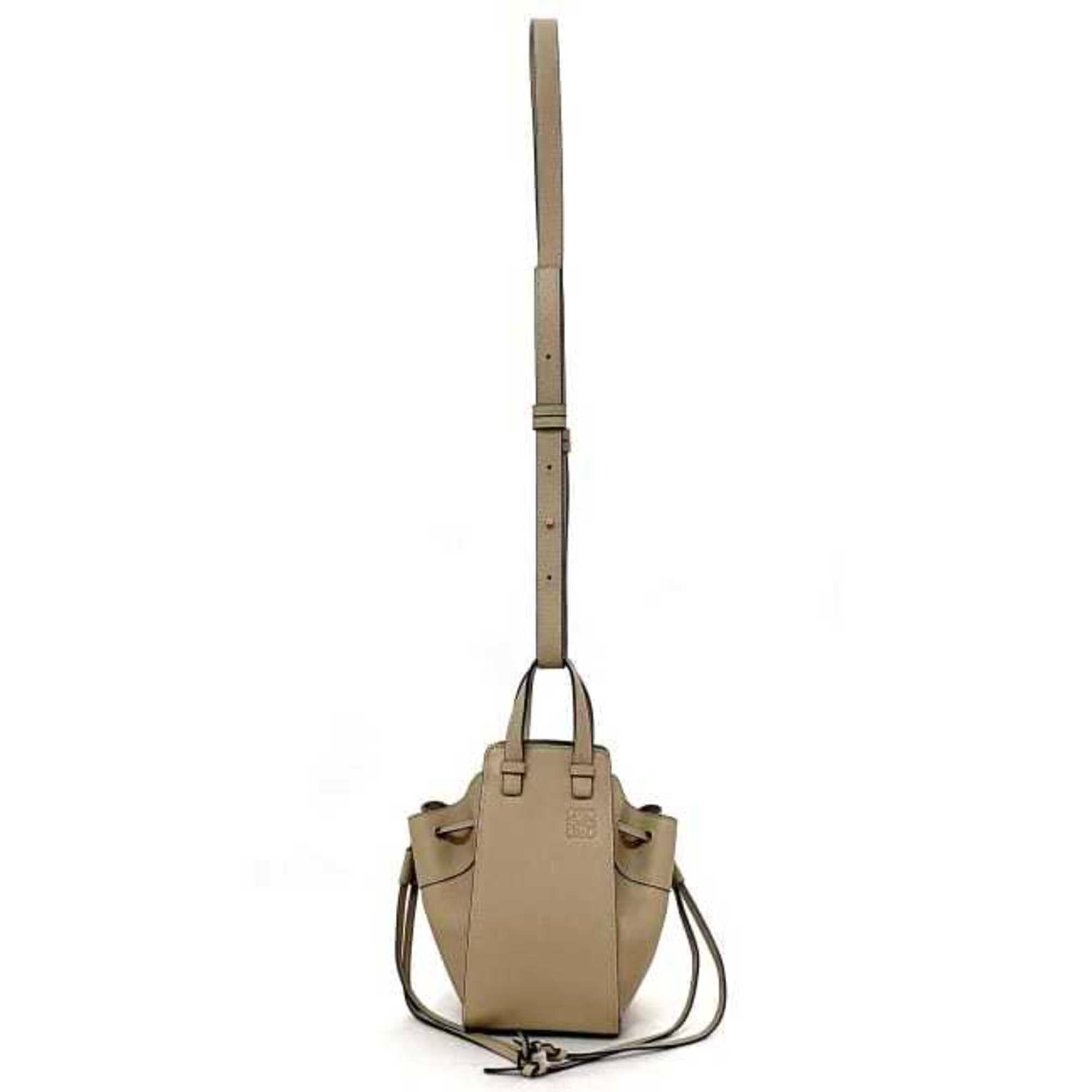 Loewe Hammock Beige Leather Handbag Shoulder Bag (Pre-Owned)