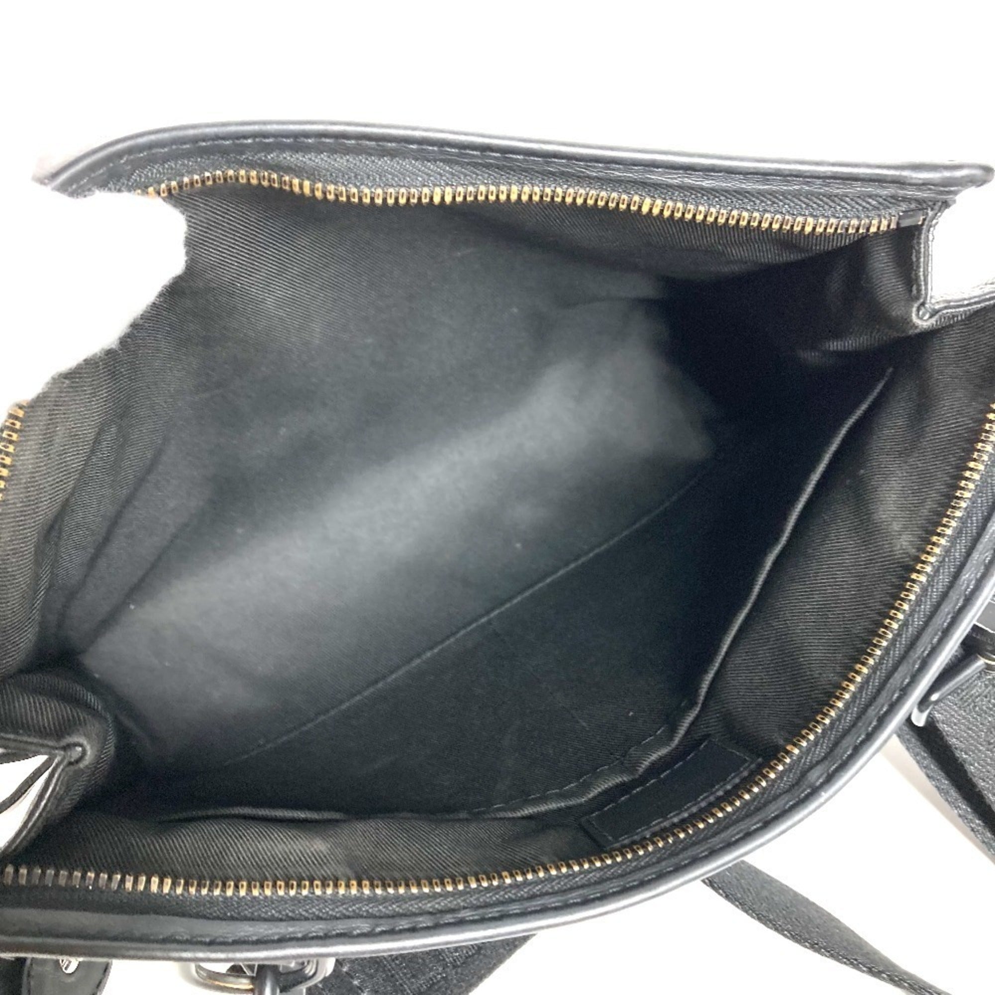 Louis Vuitton Black Leather Clutch Bag Pochette Shoulder Bag (Pre-Owned)
