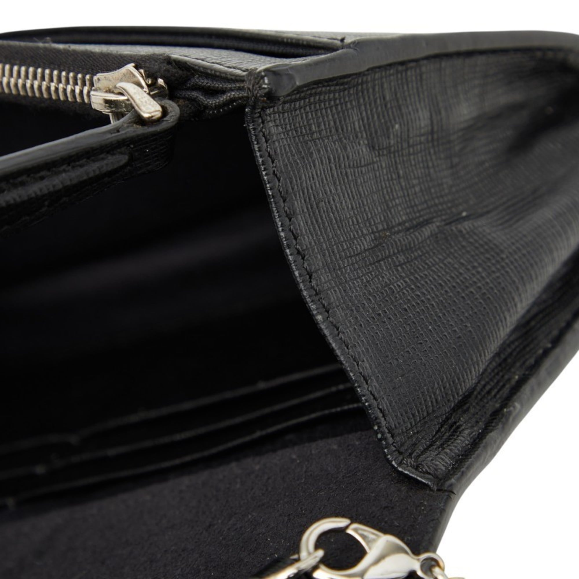 Fendi Black Leather Shoulder Bag (Pre-Owned)