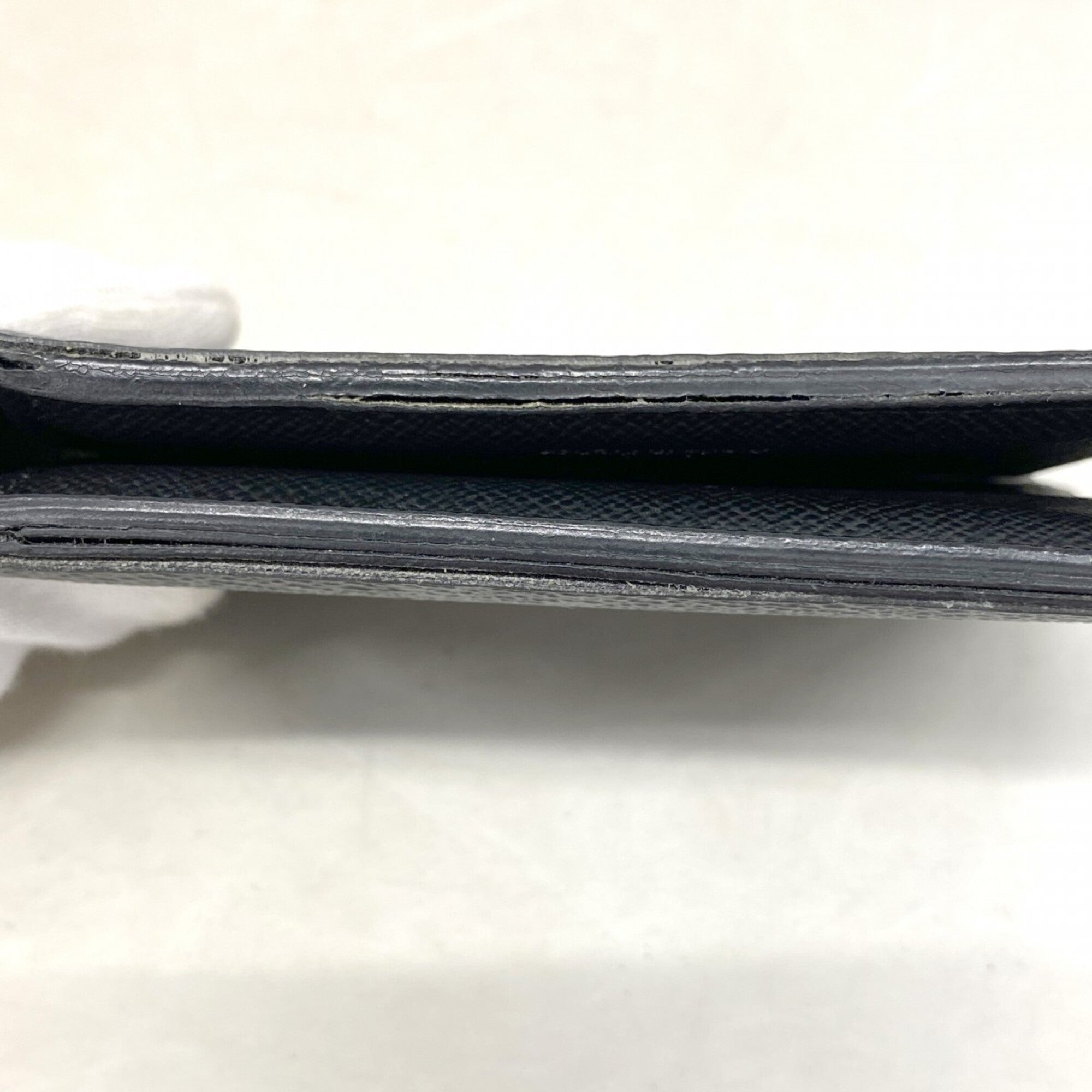Louis Vuitton Black Bill Wallet (Bi-Fold) (Pre-Owned)
