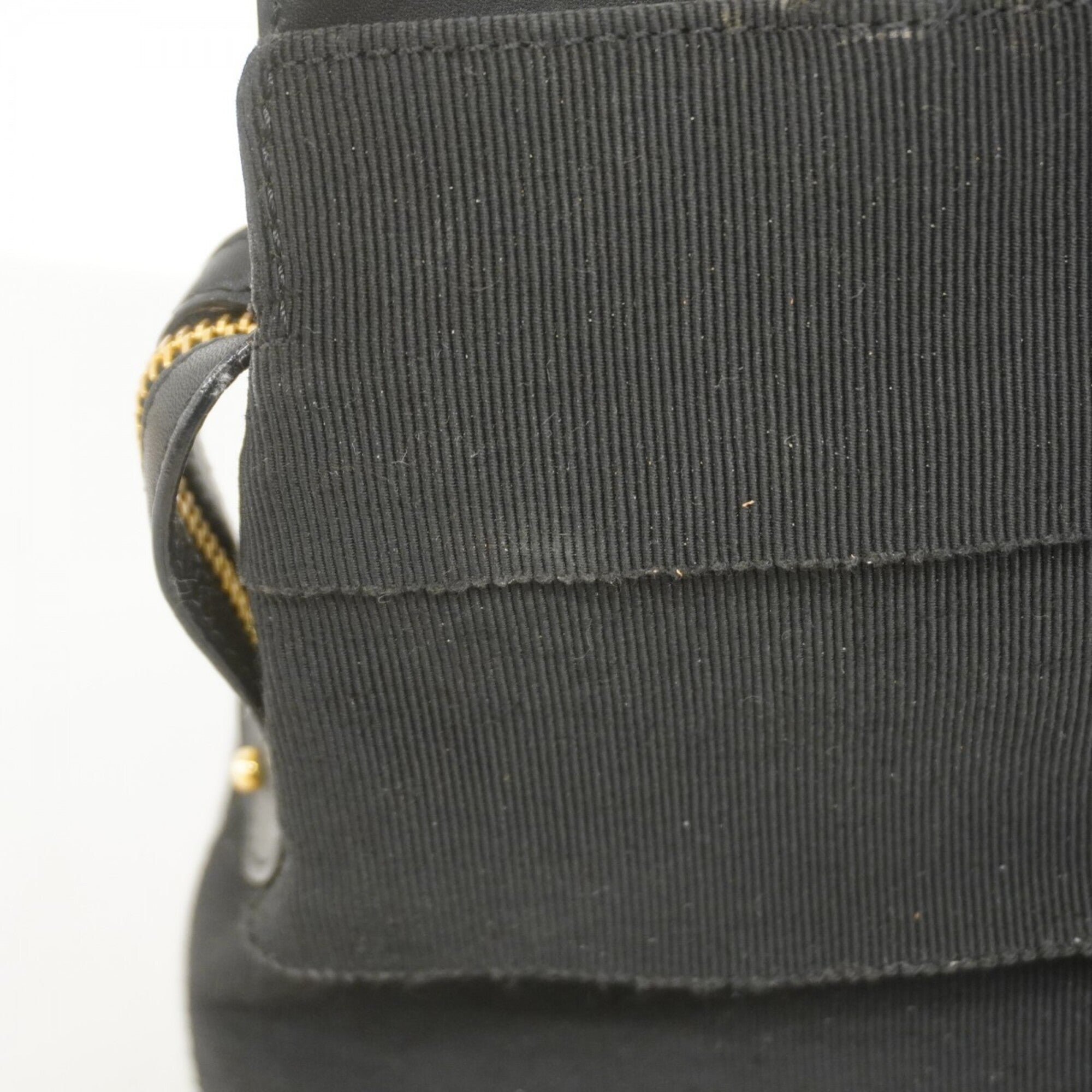 Salvatore Ferragamo Black Canvas Handbag (Pre-Owned)