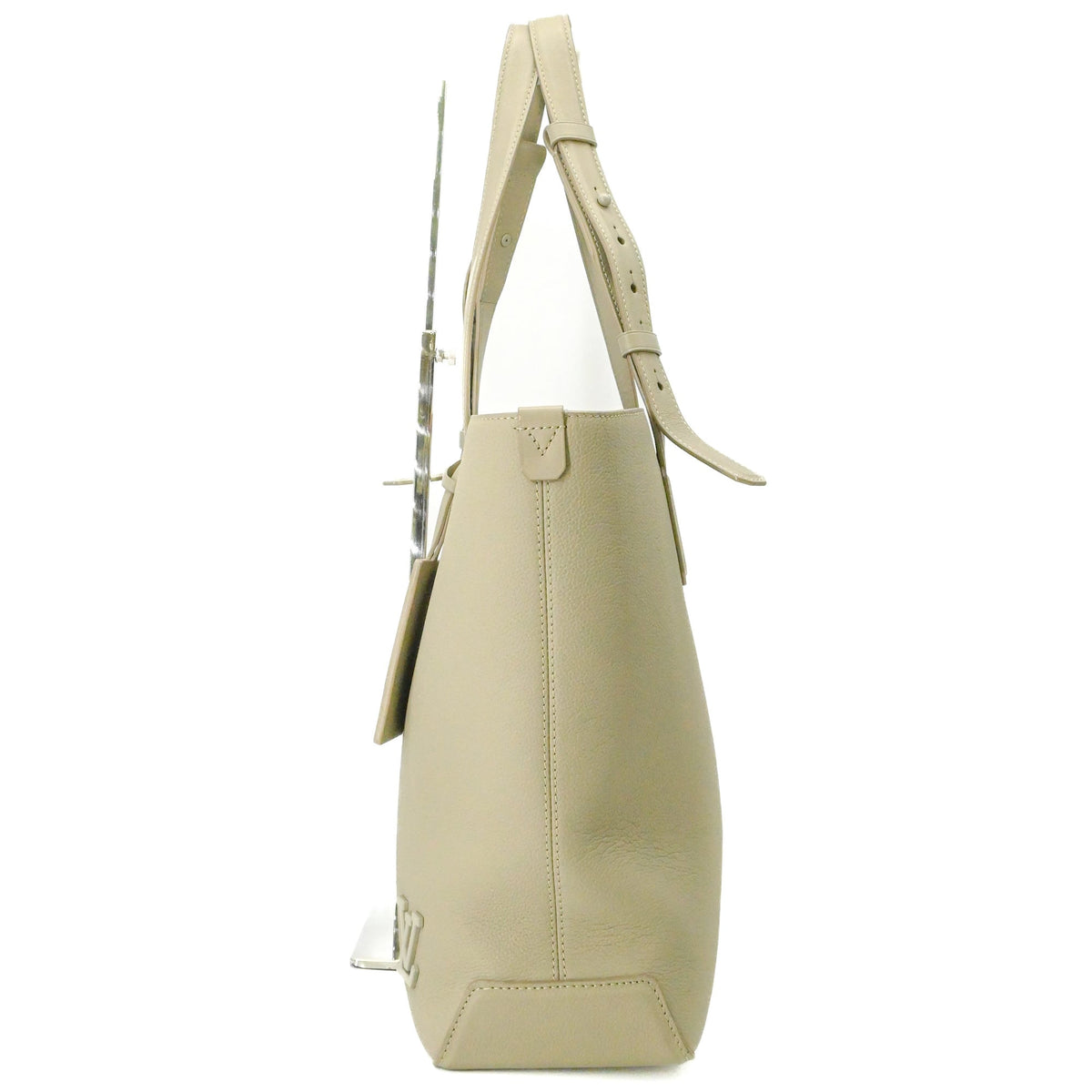 Louis Vuitton Grayish Leather Tote Bag (Pre-Owned)