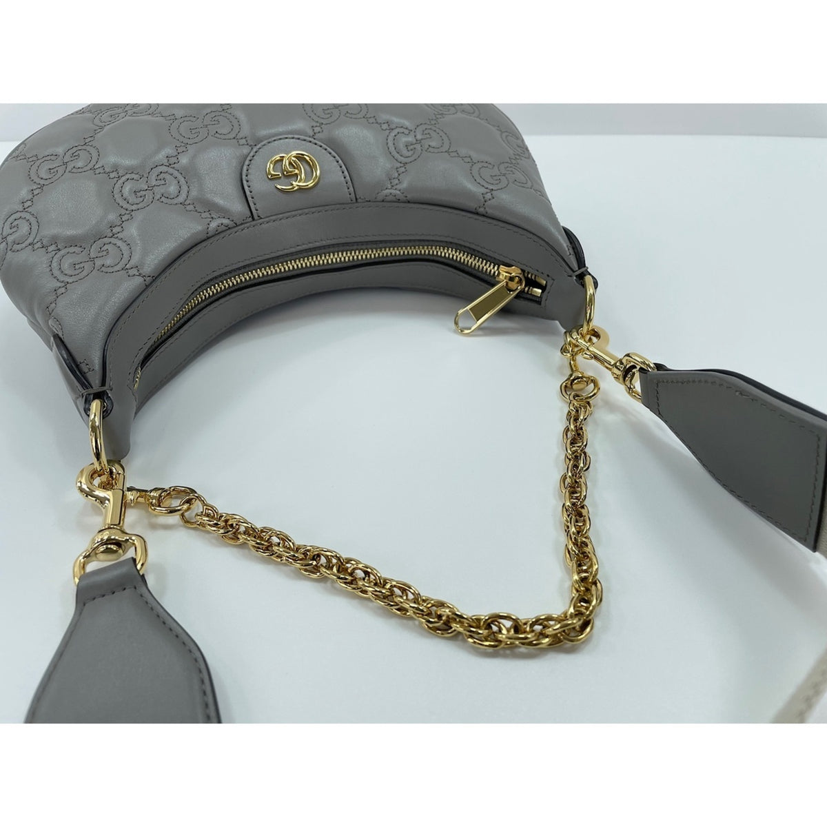 Gucci Gray Handbag (Pre-Owned)