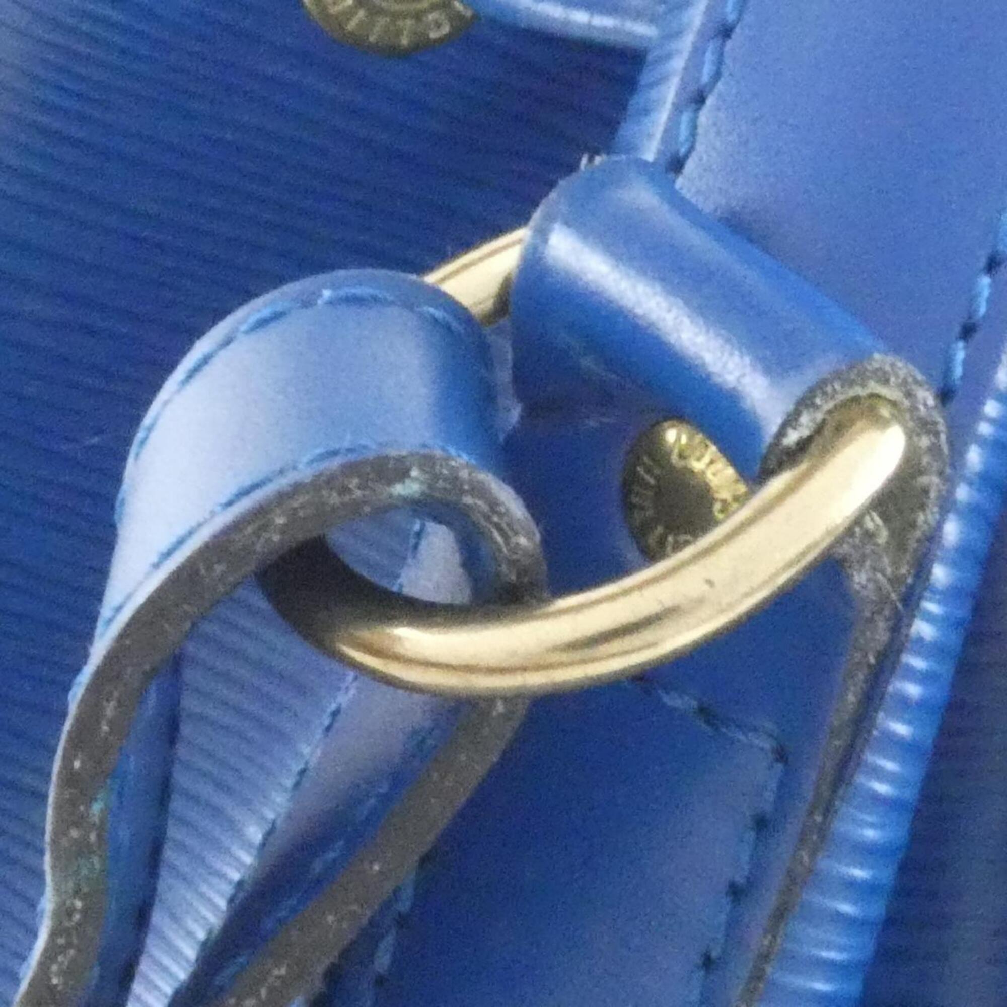 Louis Vuitton Blue Leather Shoulder Bag (Pre-Owned)