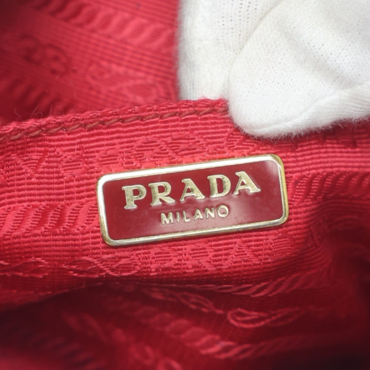 Prada Red Color Leather Shoulder Bag (Pre-Owned)