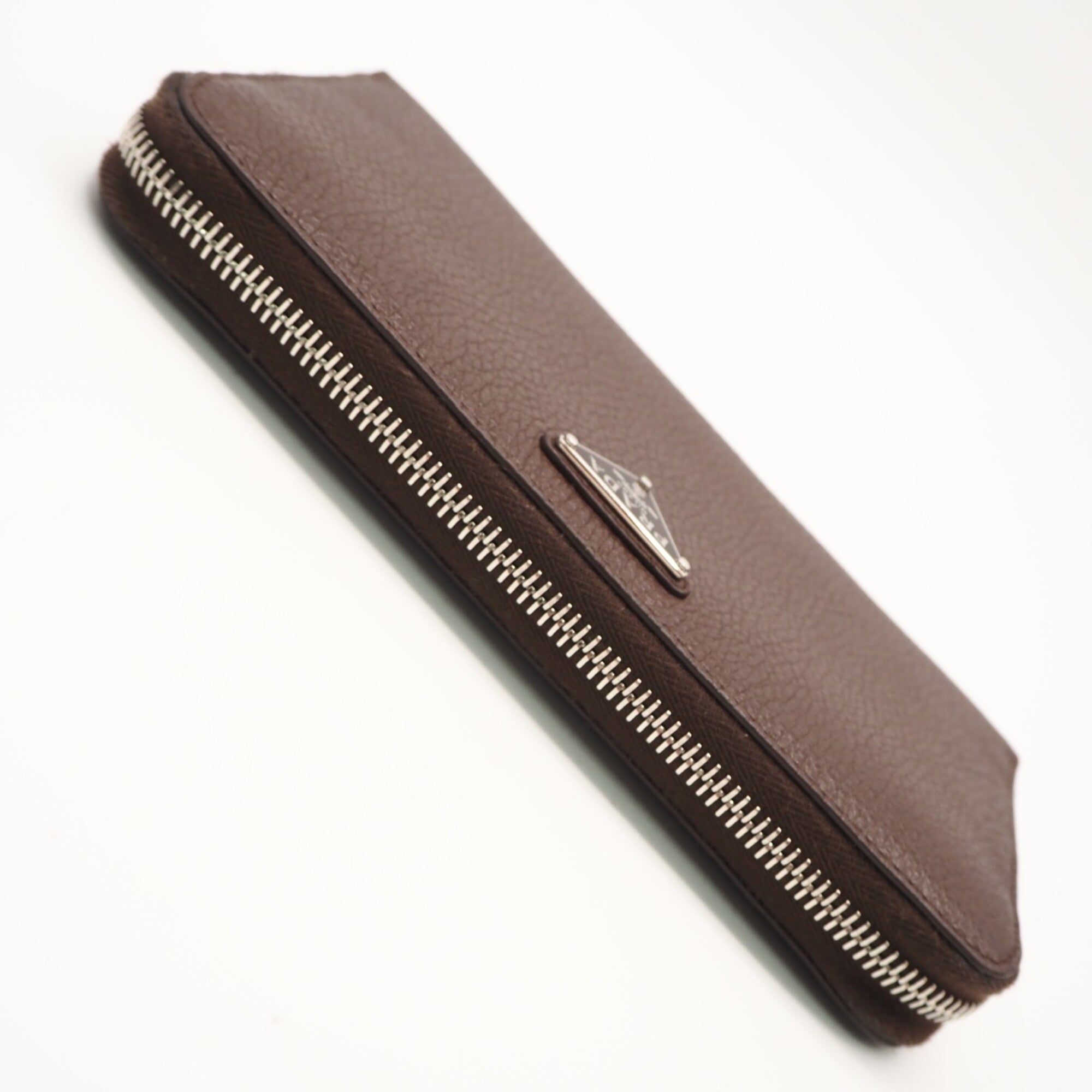 Prada Brown Leather Long Wallet (Bi-Fold) (Pre-Owned)
