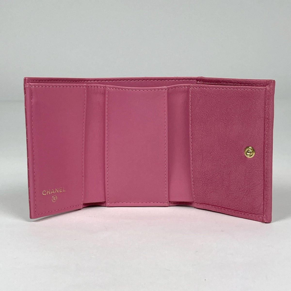 Chanel Boy Chanel Pink Grained Calfskin Wallet (Tri-Fold) (Pre-Owned)