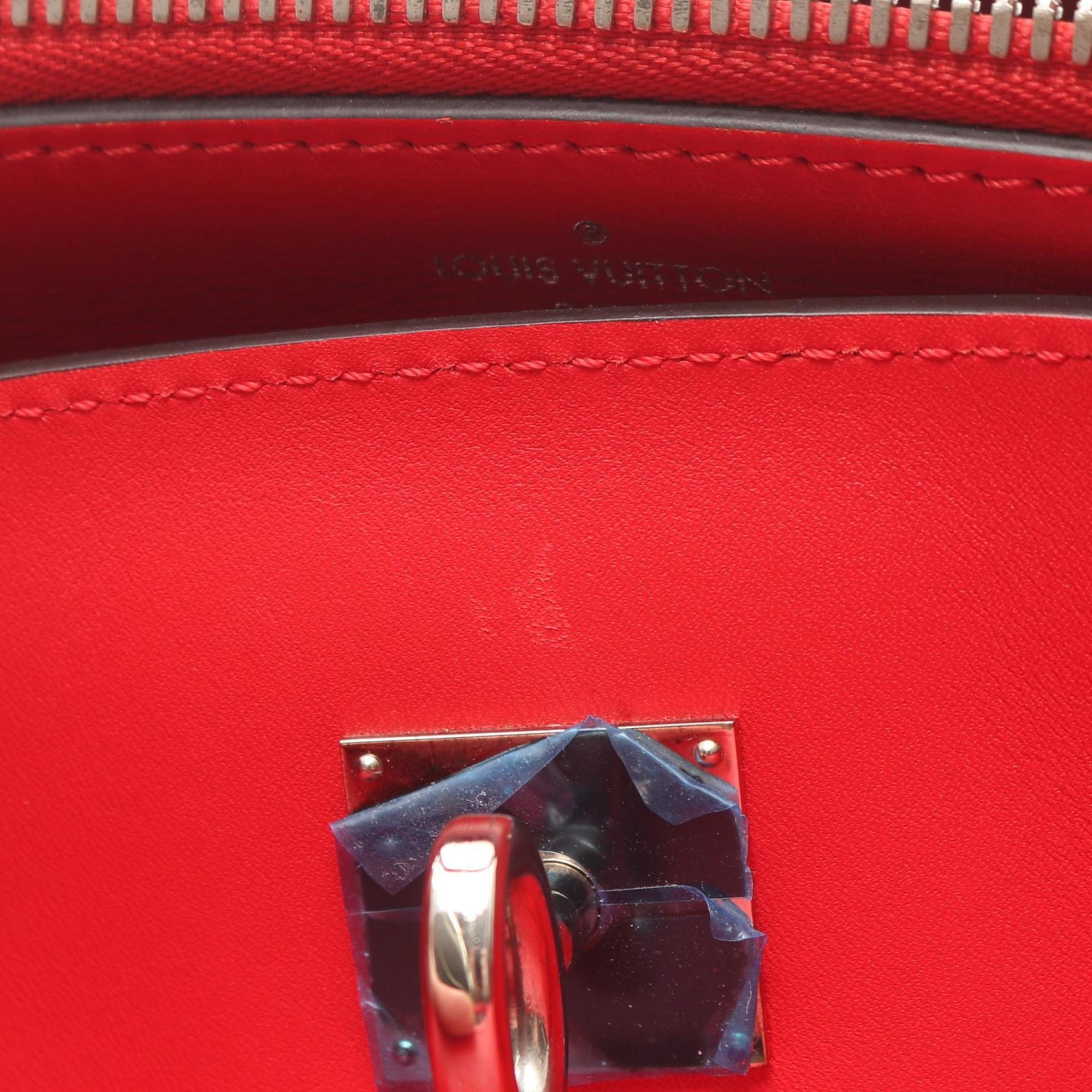 Louis Vuitton Red Color Leather Handbag (Pre-Owned)