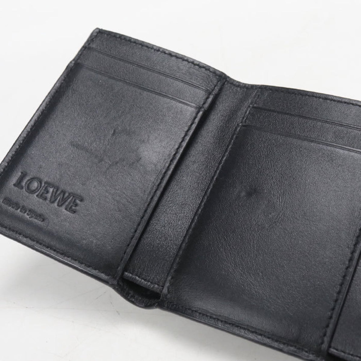 Loewe Black Wallet (Tri-Fold) (Pre-Owned)