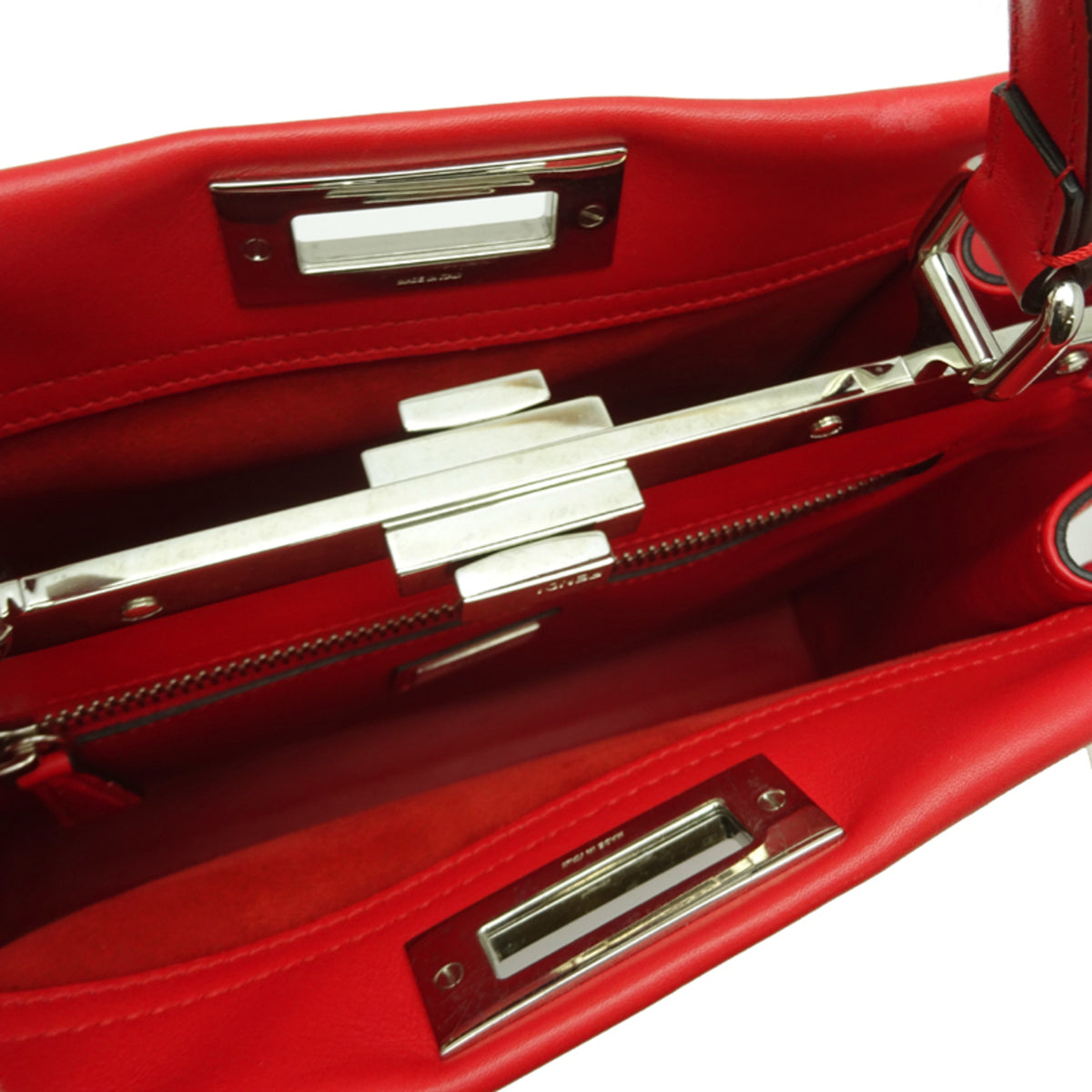 Fendi Red Color Leather Handbag (Pre-Owned)