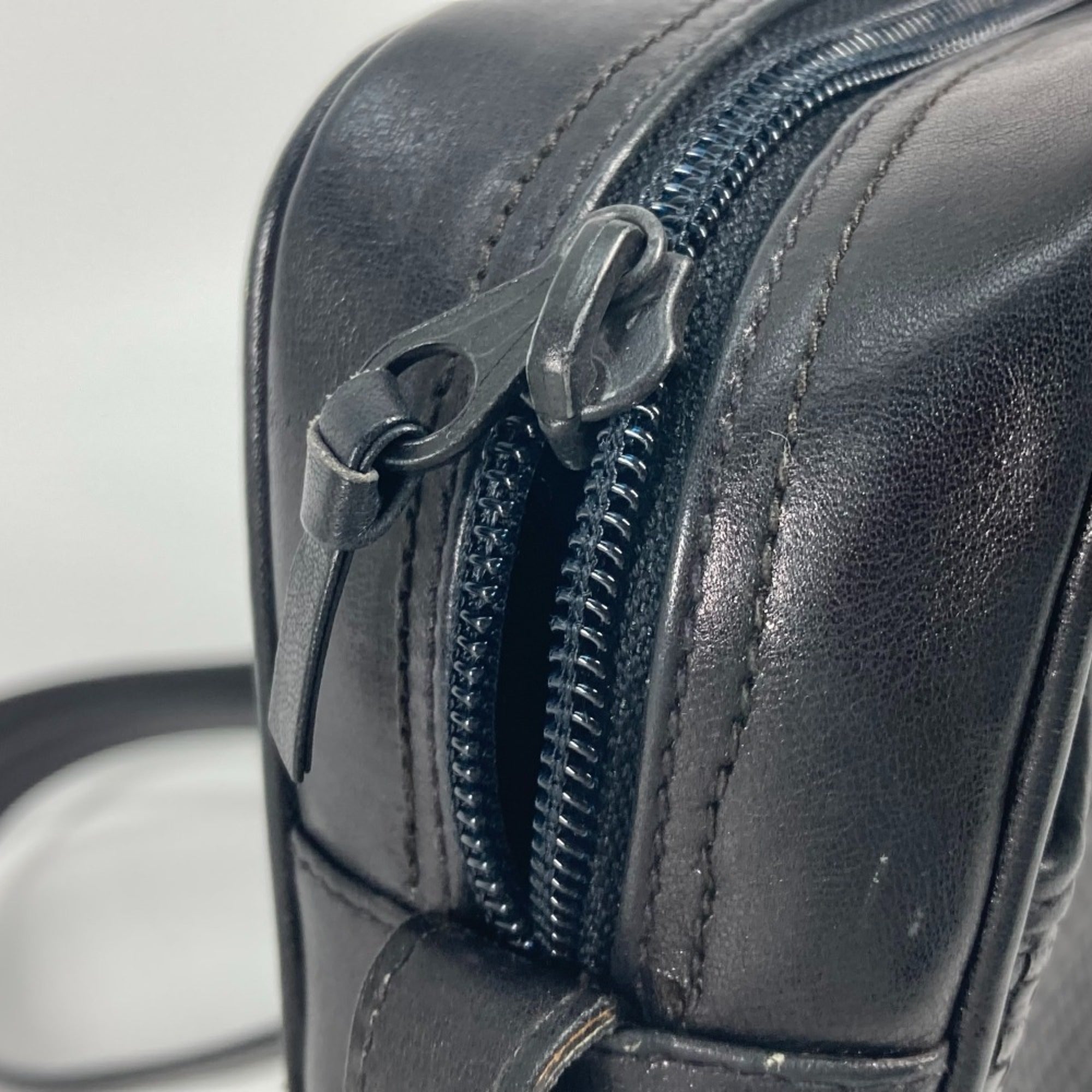 Celine Black Leather Pochette Shoulder Bag (Pre-Owned)