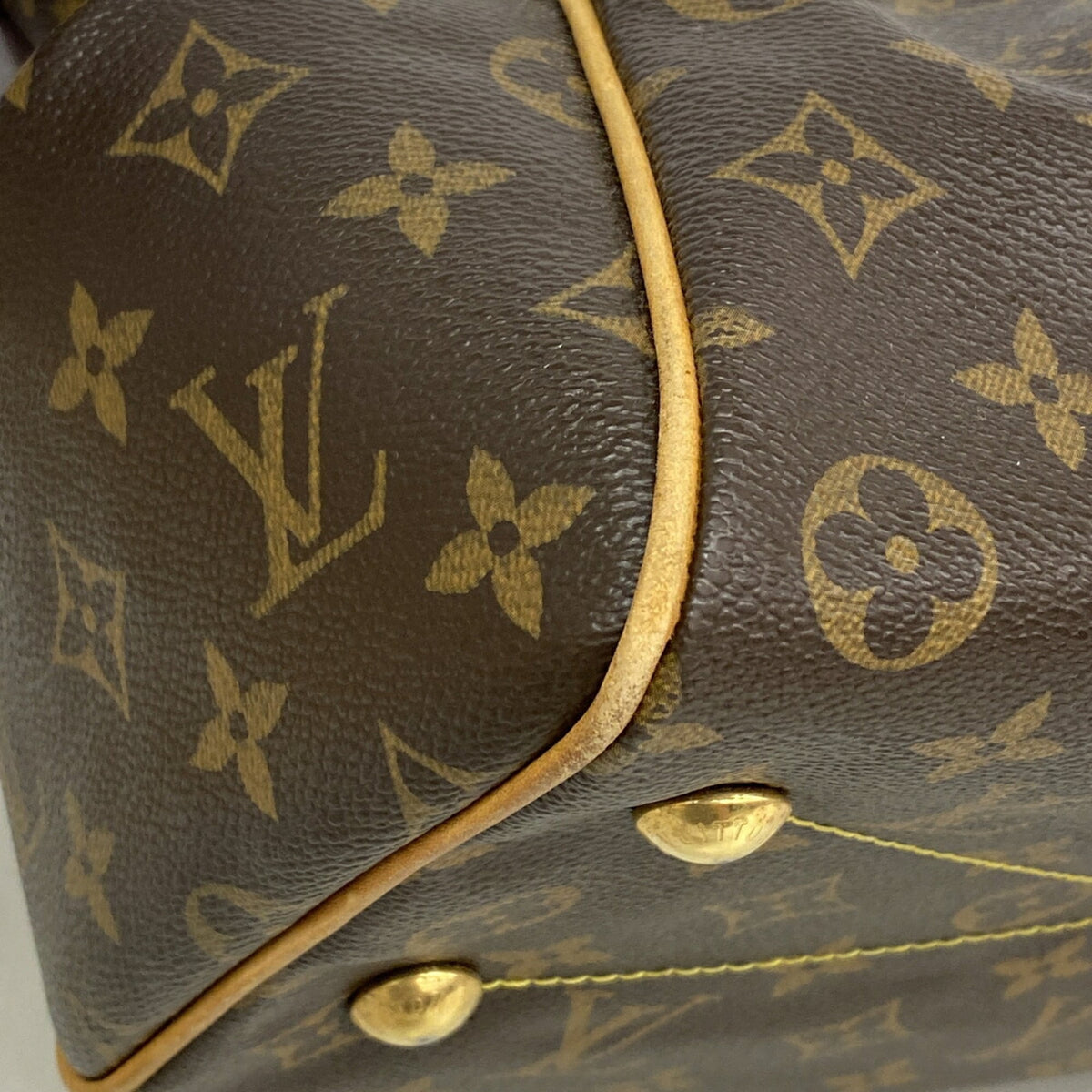 Louis Vuitton Brown Handbag (Pre-Owned)