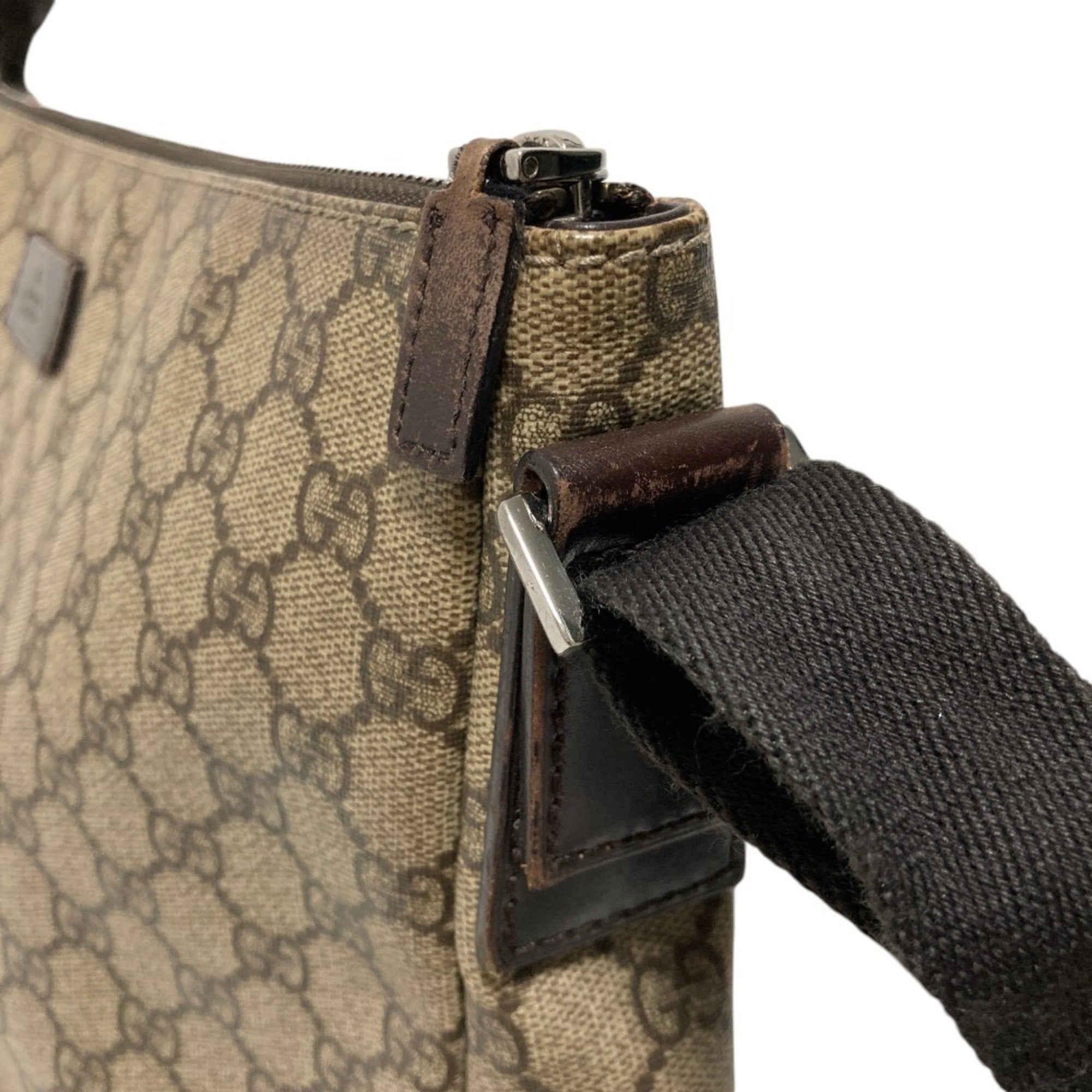 Gucci Brown Gg Supreme Shoulder Bag (Pre-Owned)