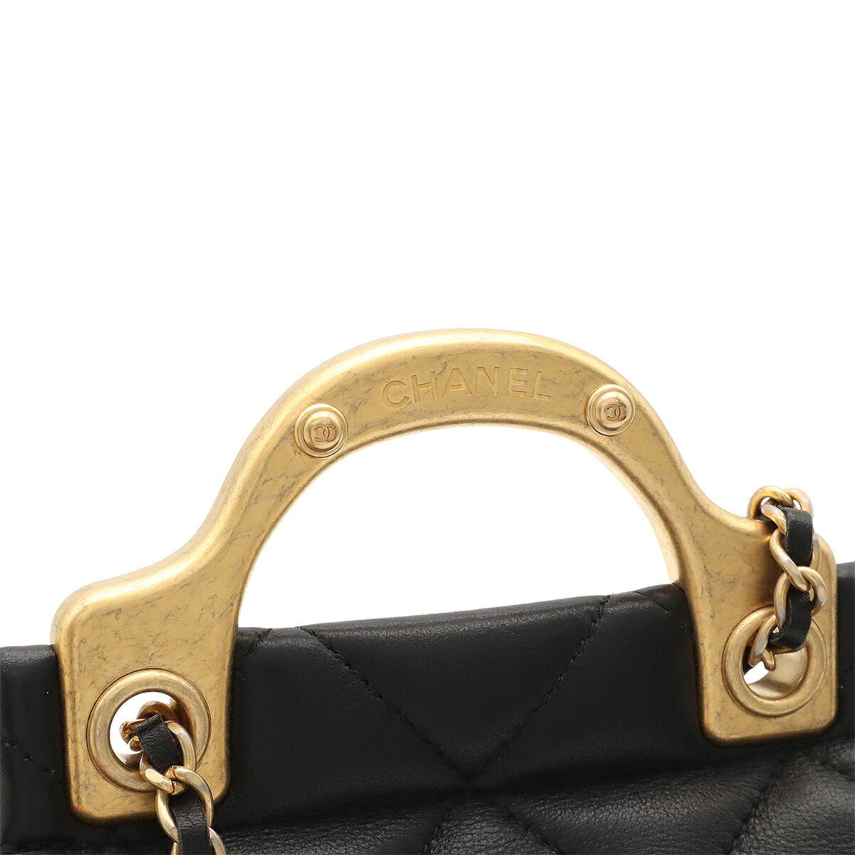 Chanel Matelasse Black Leather Pochette Shoulder Bag (Pre-Owned)