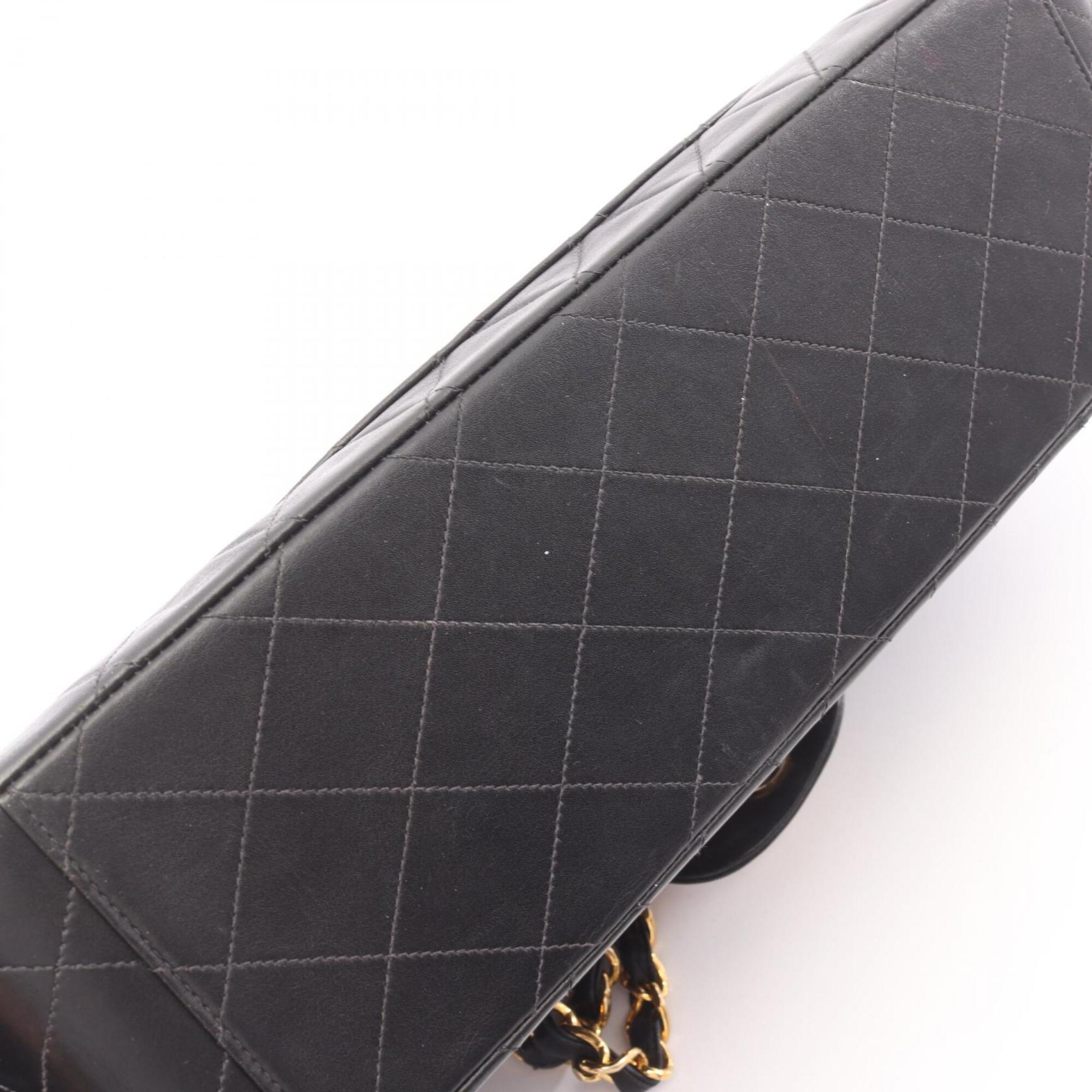 Chanel Black Leather Handbag Shoulder Bag (Pre-Owned)