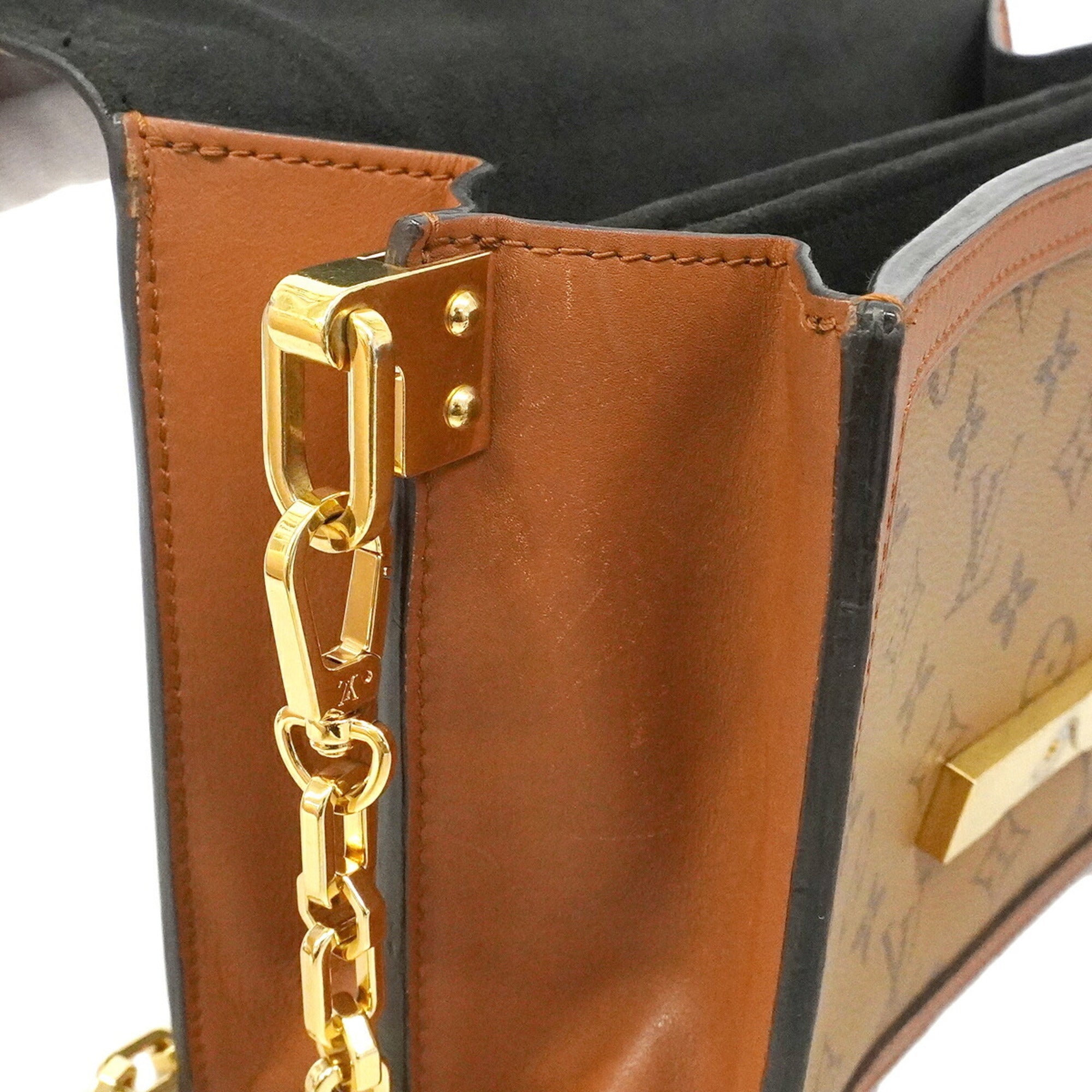 Louis Vuitton Brown Shoulder Bag (Pre-Owned)