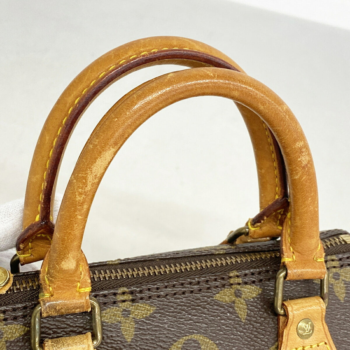 Louis Vuitton Brown Handbag (Pre-Owned)