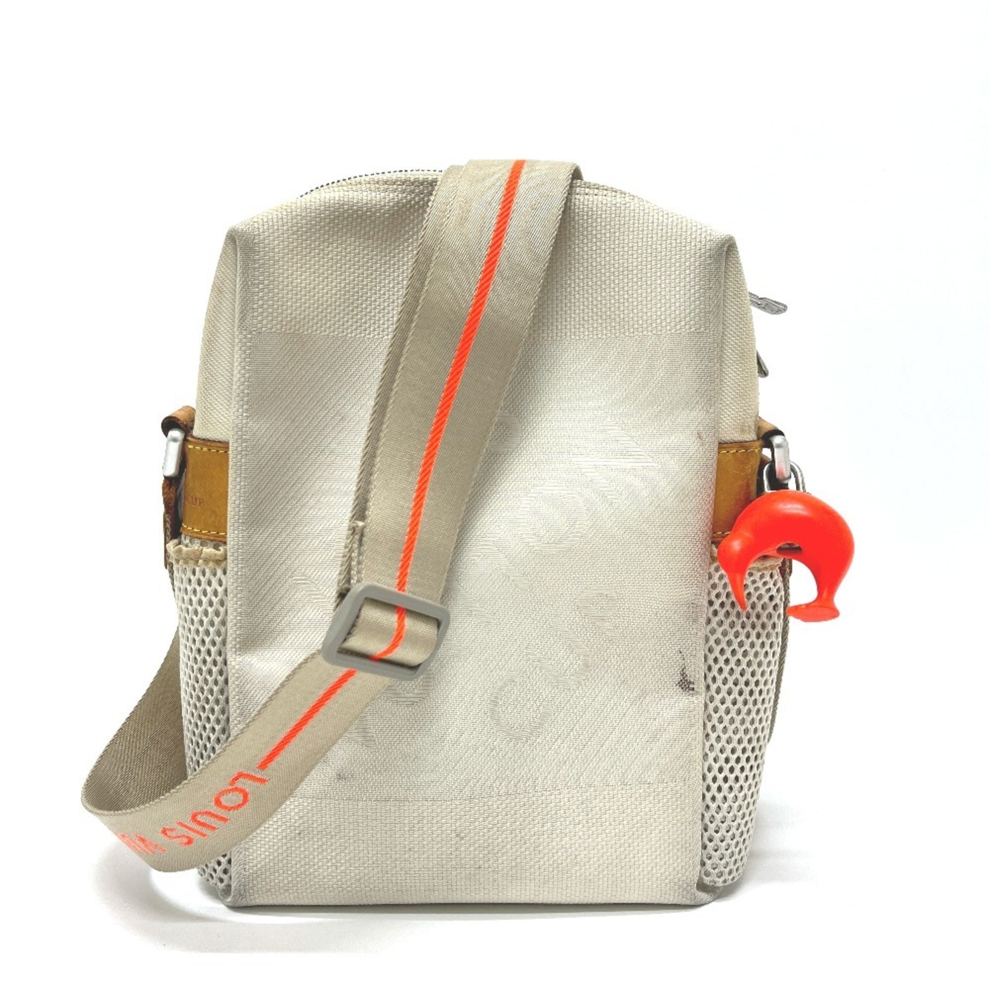 Louis Vuitton White Damier Geant Canvas Pochette Shoulder Bag (Pre-Owned)