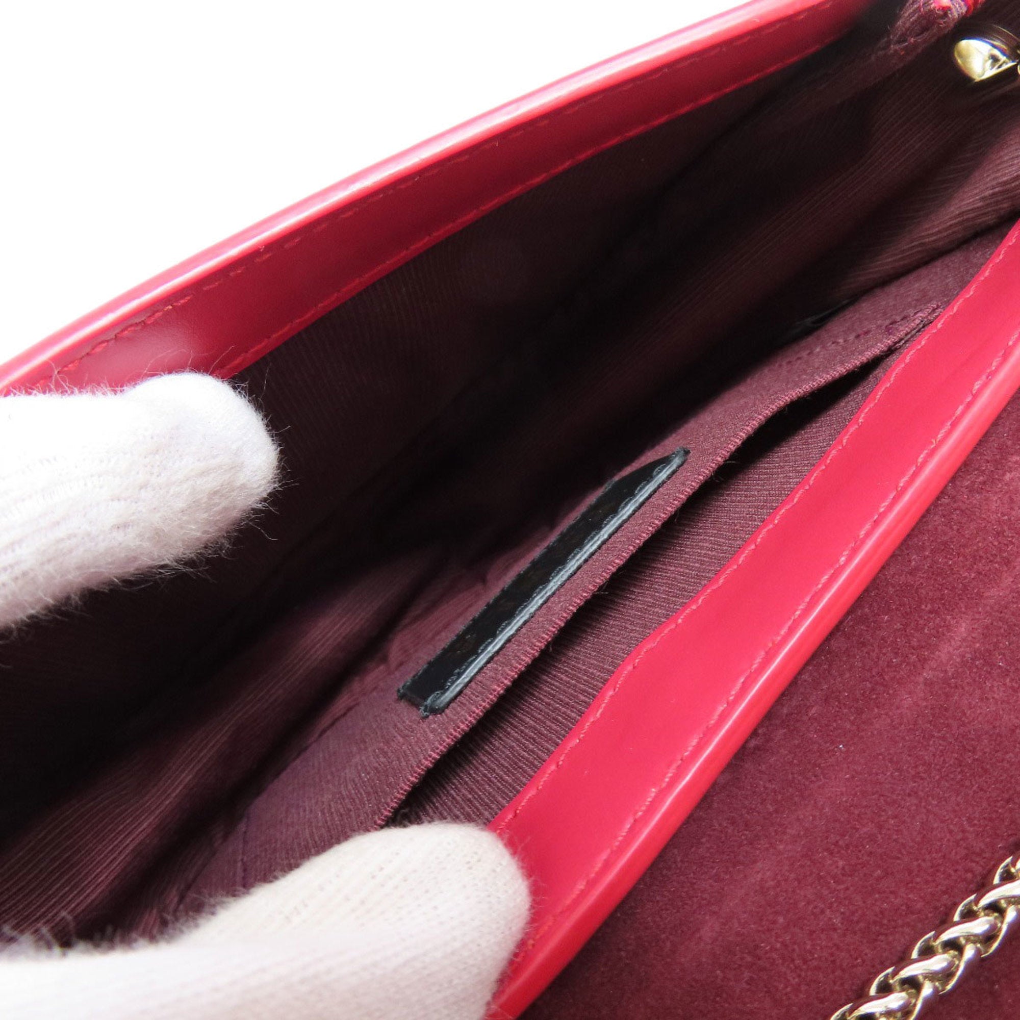 Furla Red Color Leather Shoulder Bag (Pre-Owned)
