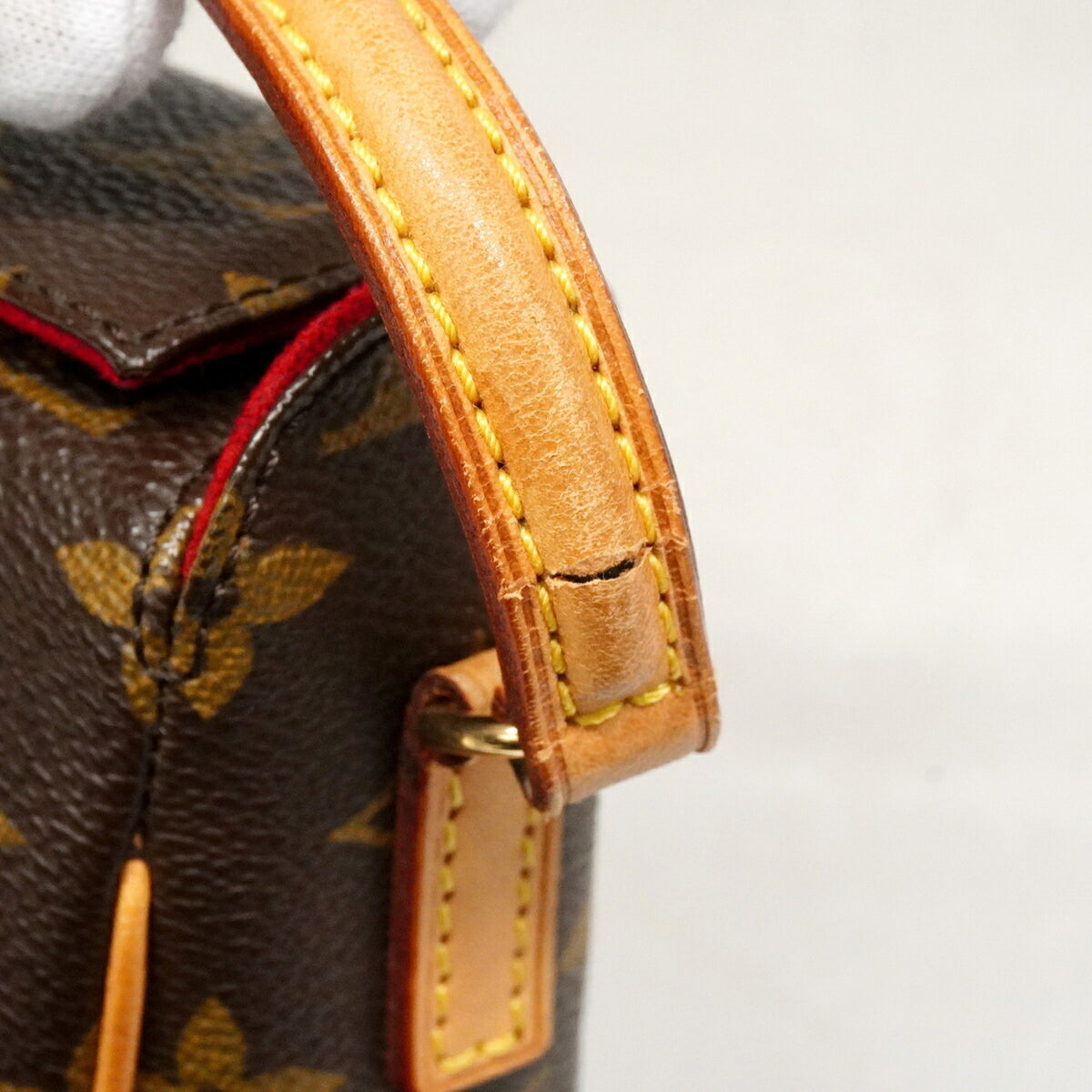 Louis Vuitton Brown Handbag (Pre-Owned)