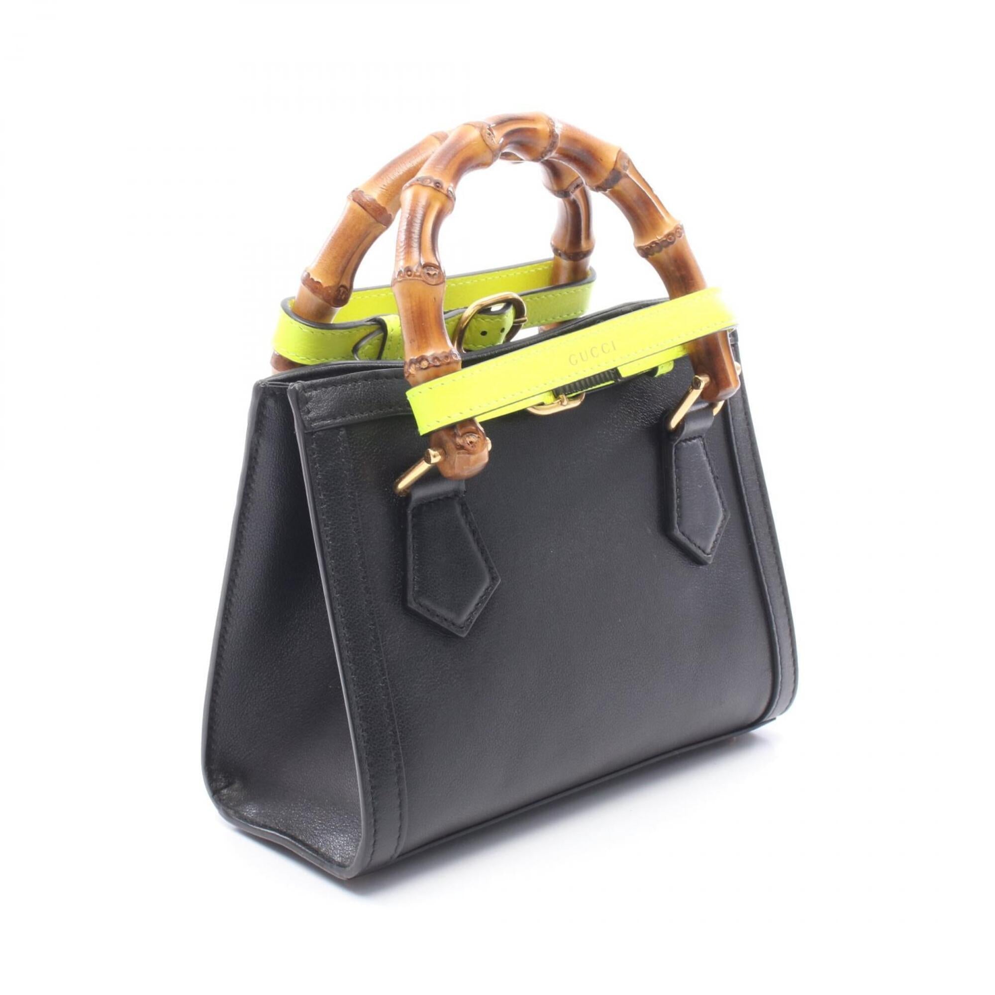 Gucci Black Leather Handbag (Pre-Owned)