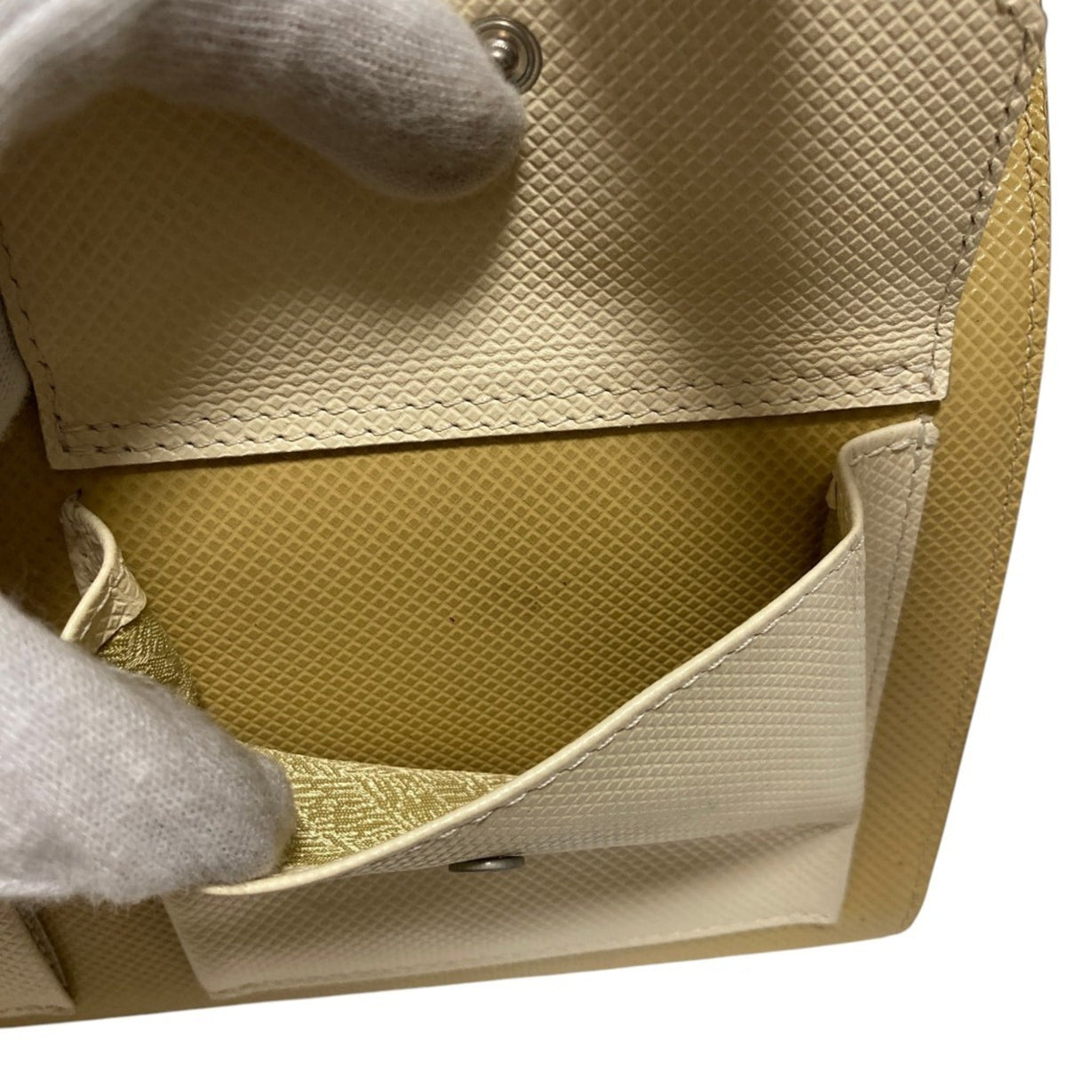 Bottega Veneta Beige White Leather Tote Bag (Pre-Owned)